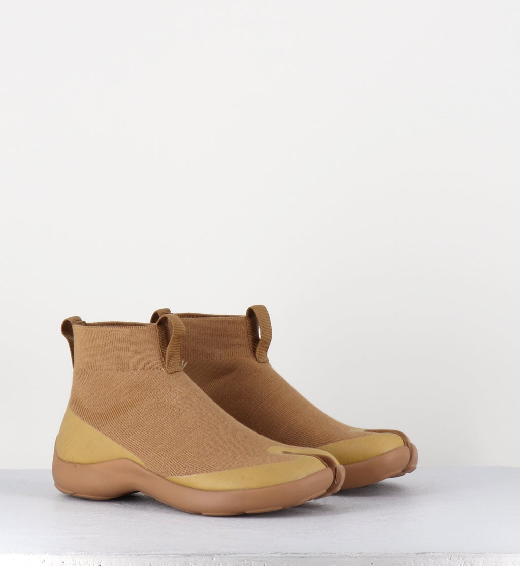 TABI HIGHTOP BROWN