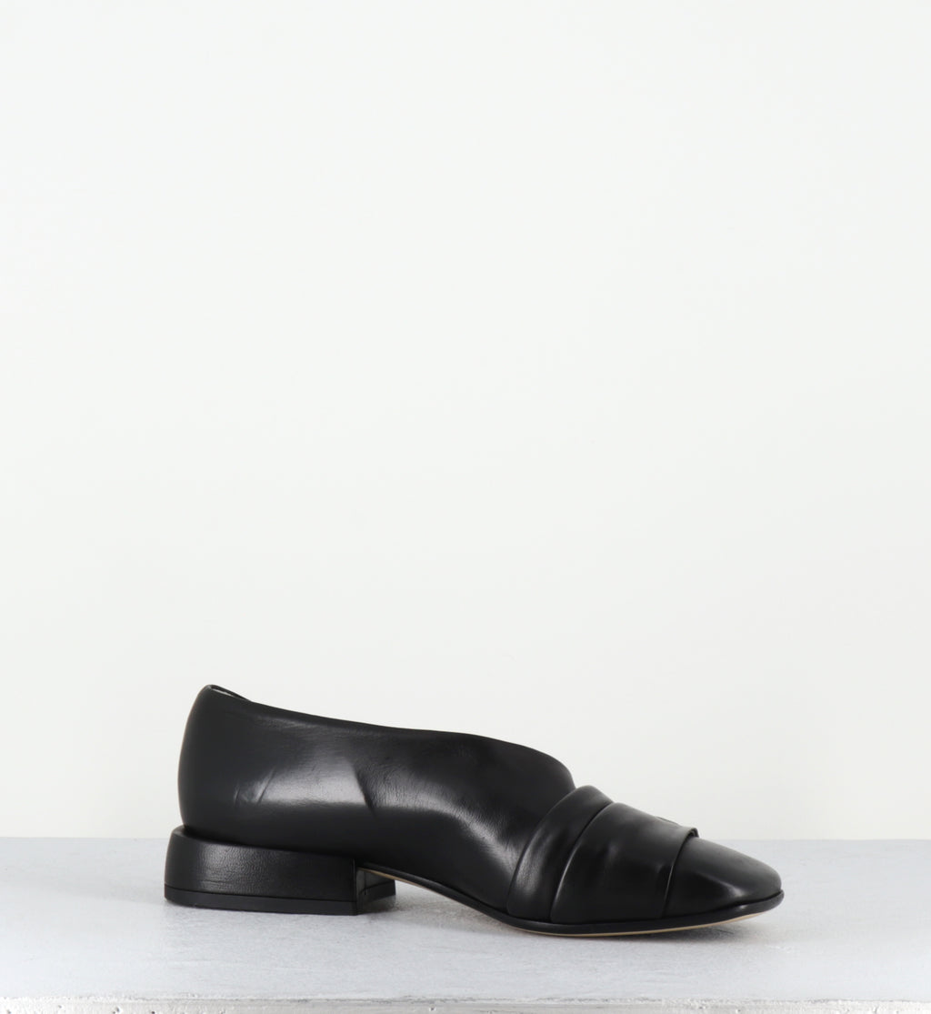 PLANT SHOE NERO