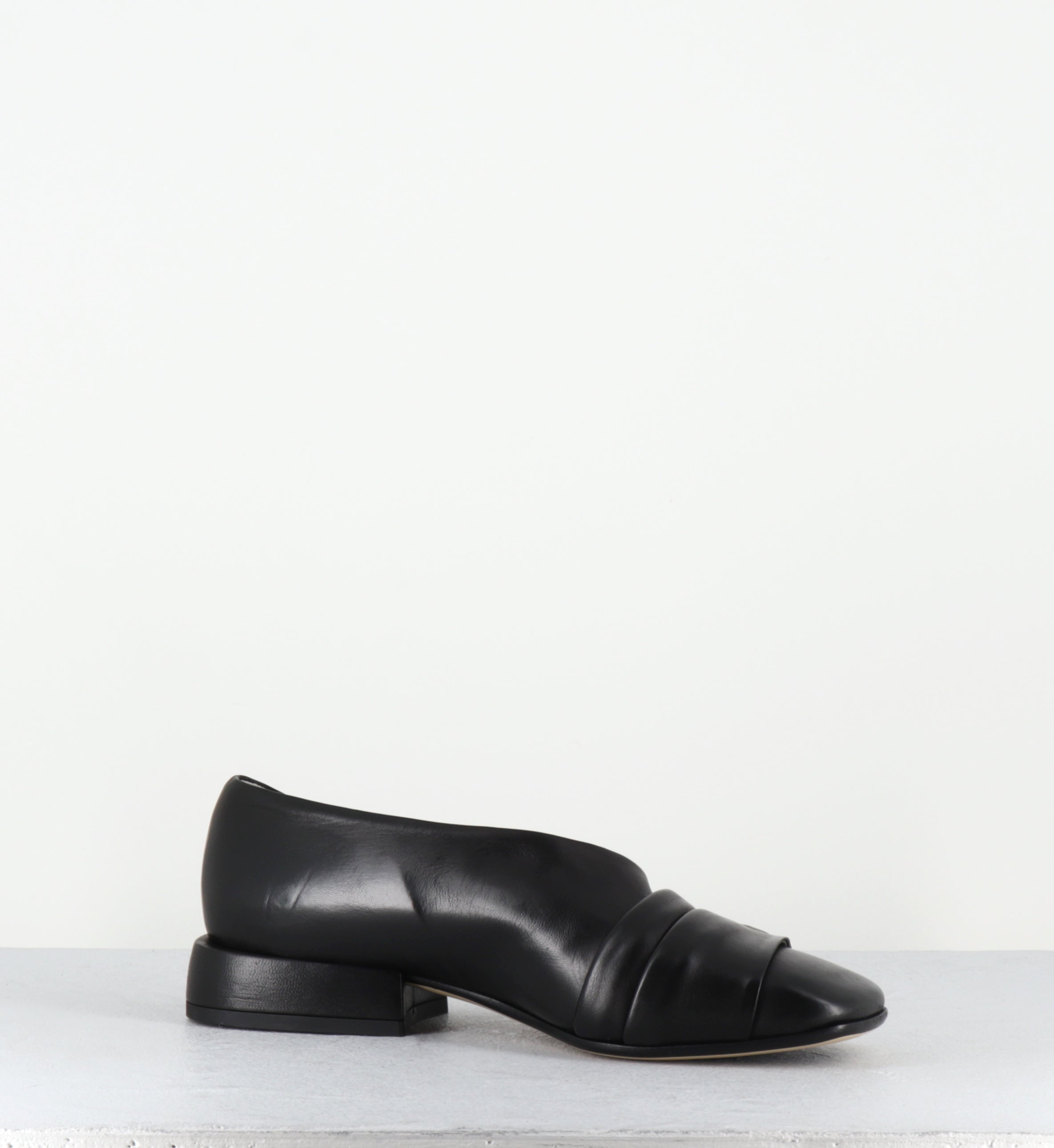 PLANT SHOE NERO