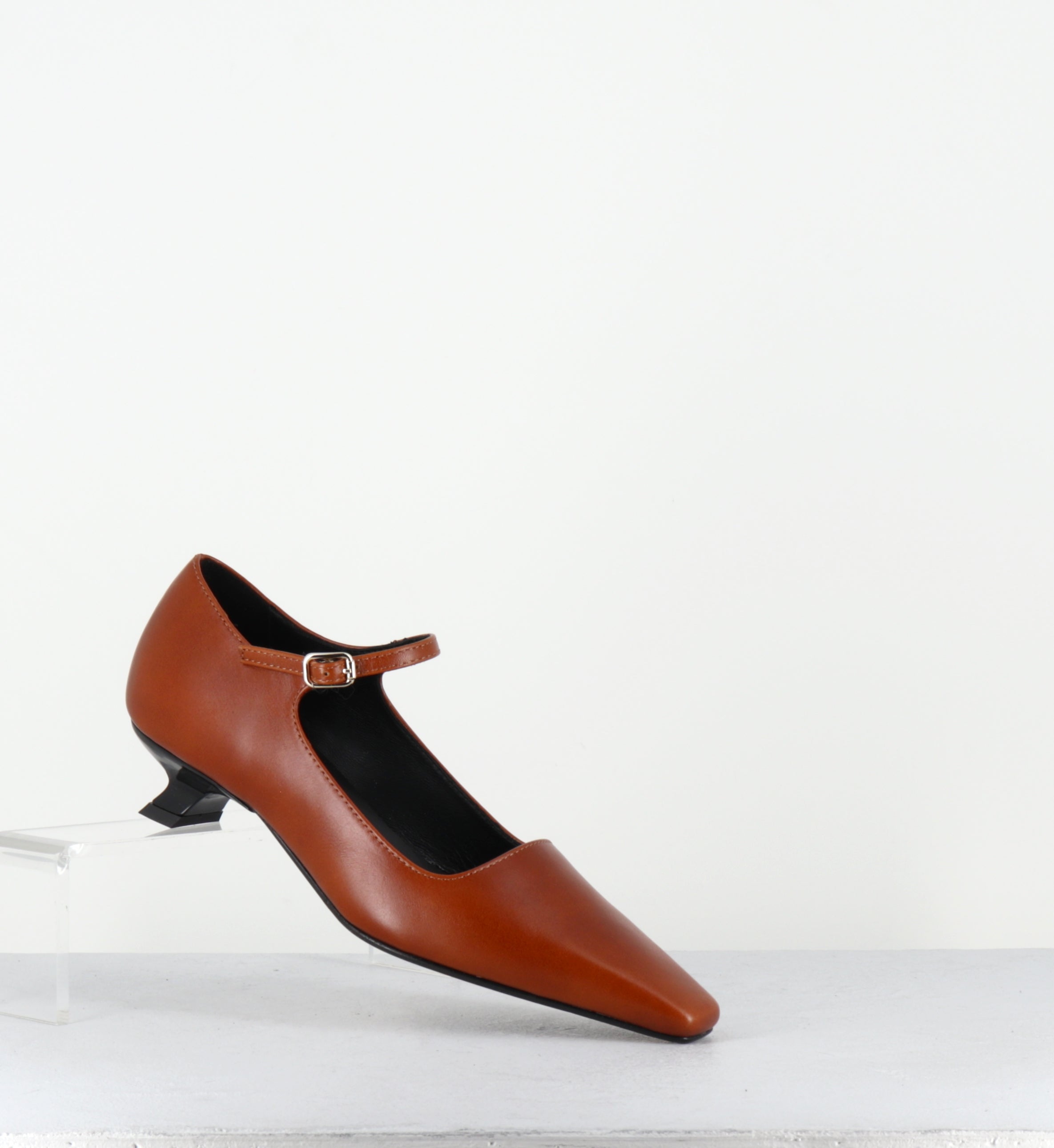 FERMA BUFALINO CUOIO