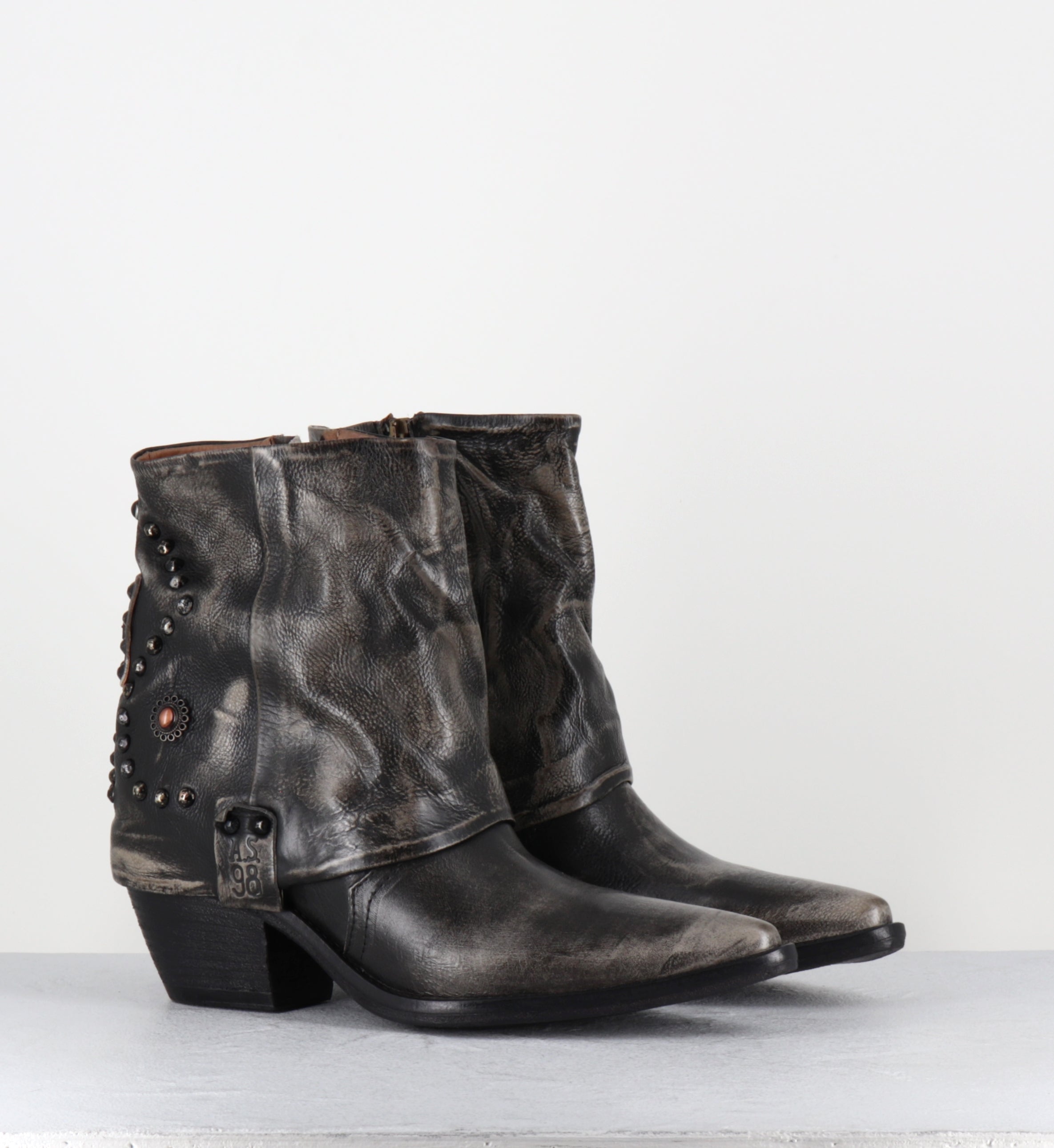 Santiags en cuir gris brossé clous et pierres - B84216 ICE COUNTRY