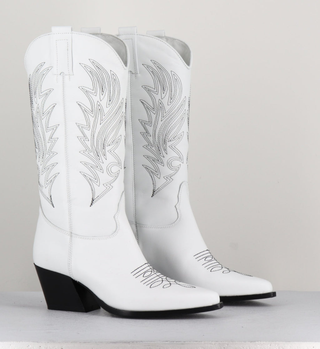 PE2243 BLANC