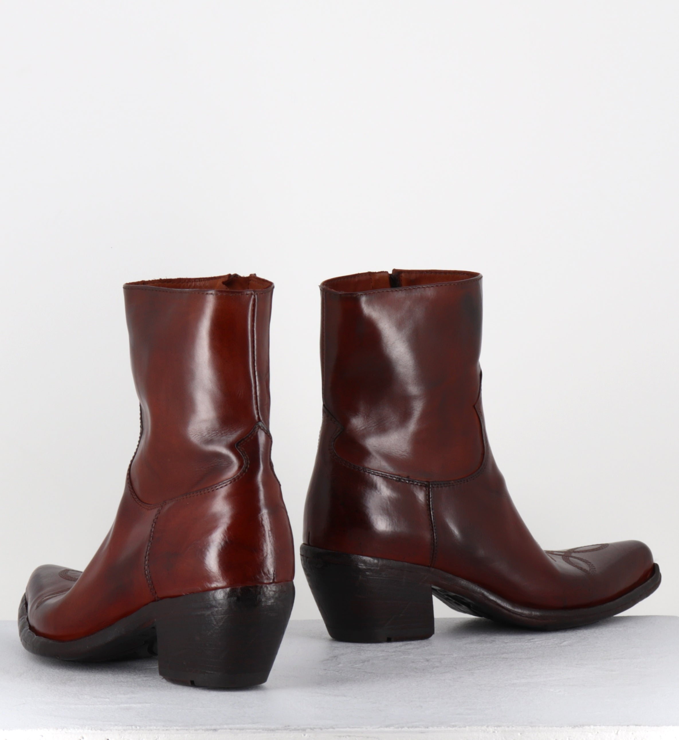 GU02C25 DIVER COOPER