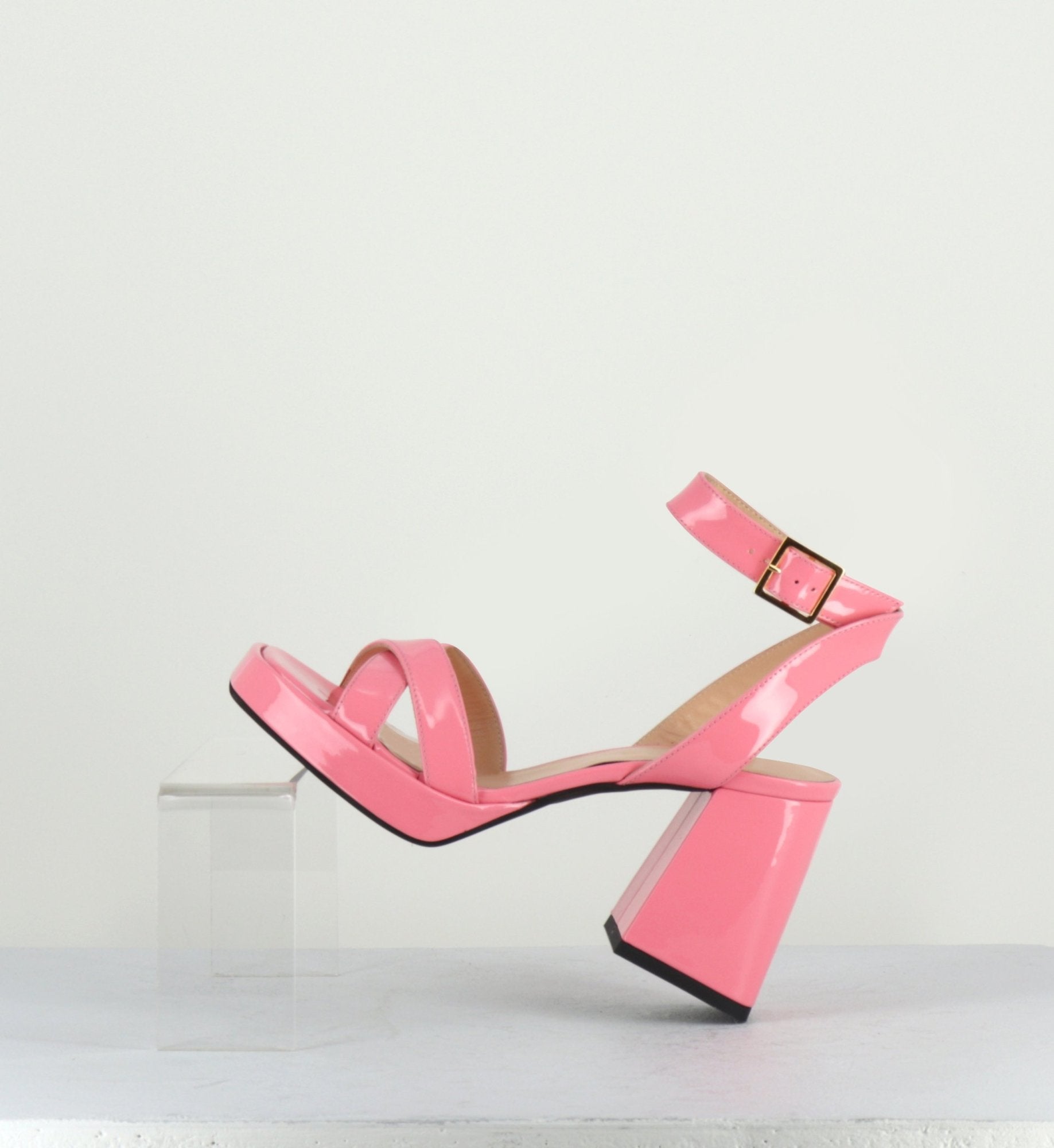 SUNNY VERNICE PINK