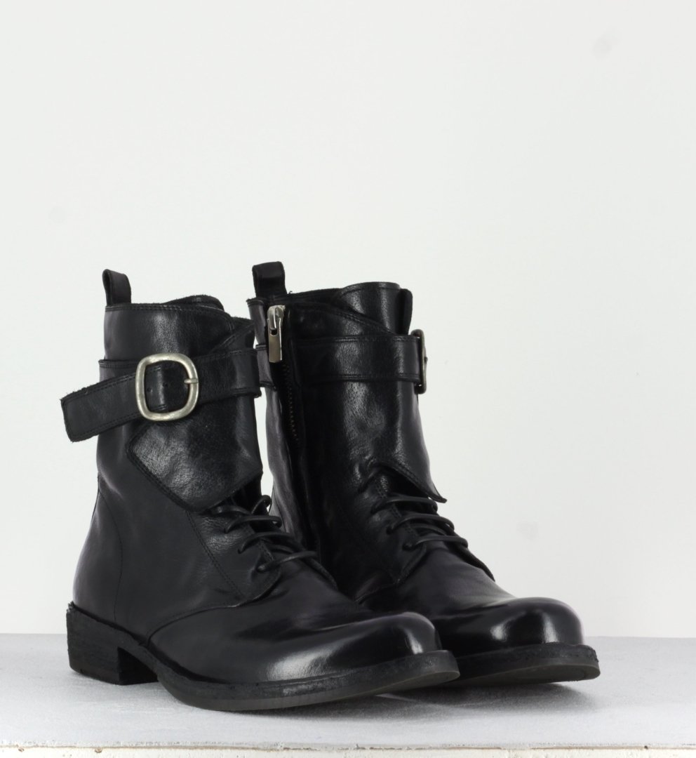 Boots plates à lacets en cuir noir - LEGRAND142H24 NERO