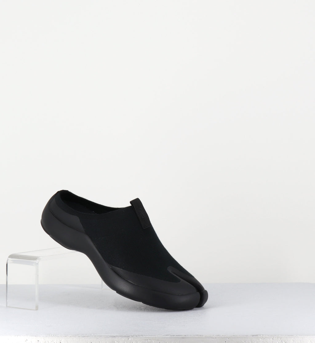 TABI MULES BLACK