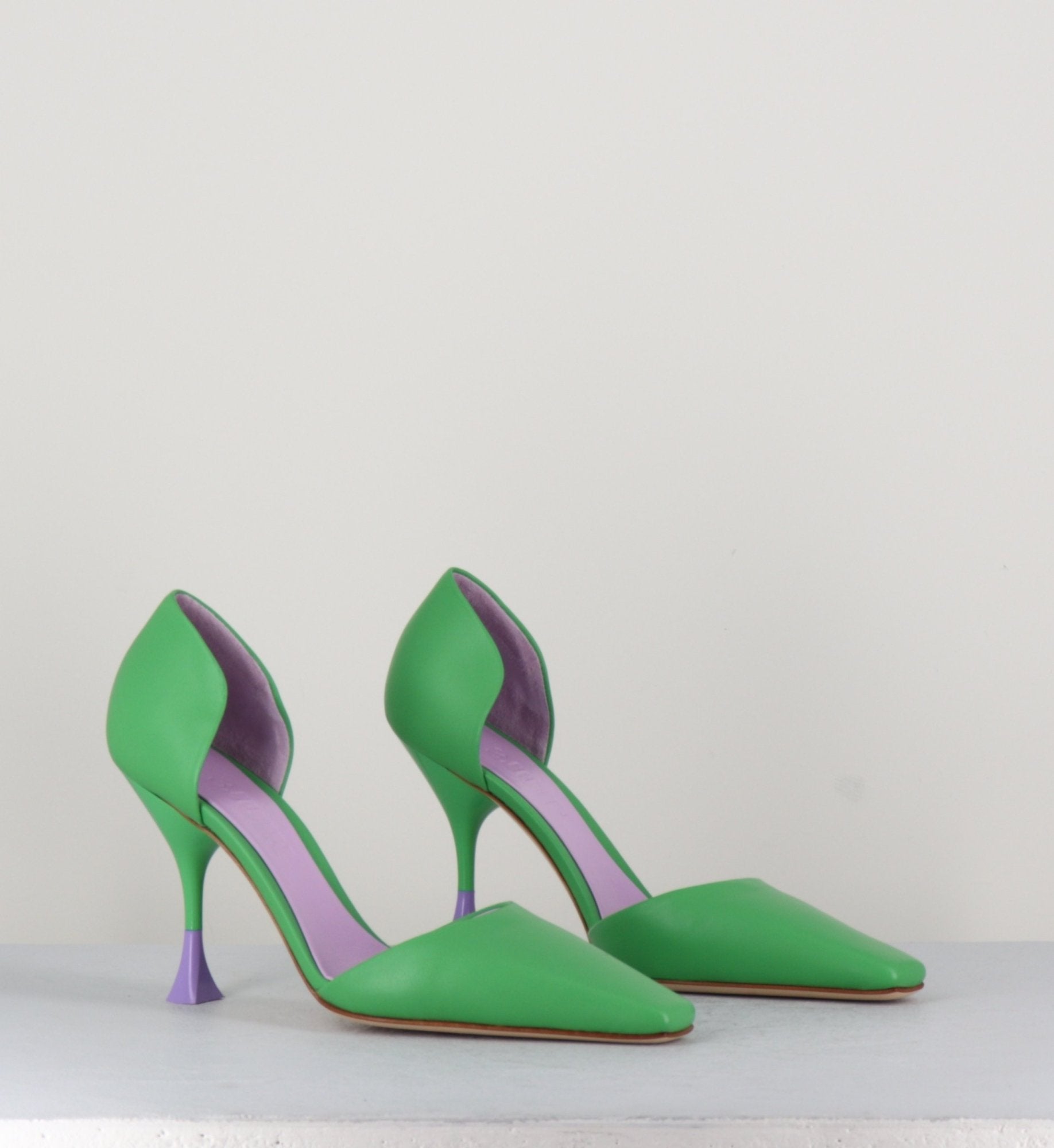 Escarpins en cuir vert 90s - HOLLY CRIS GRASS