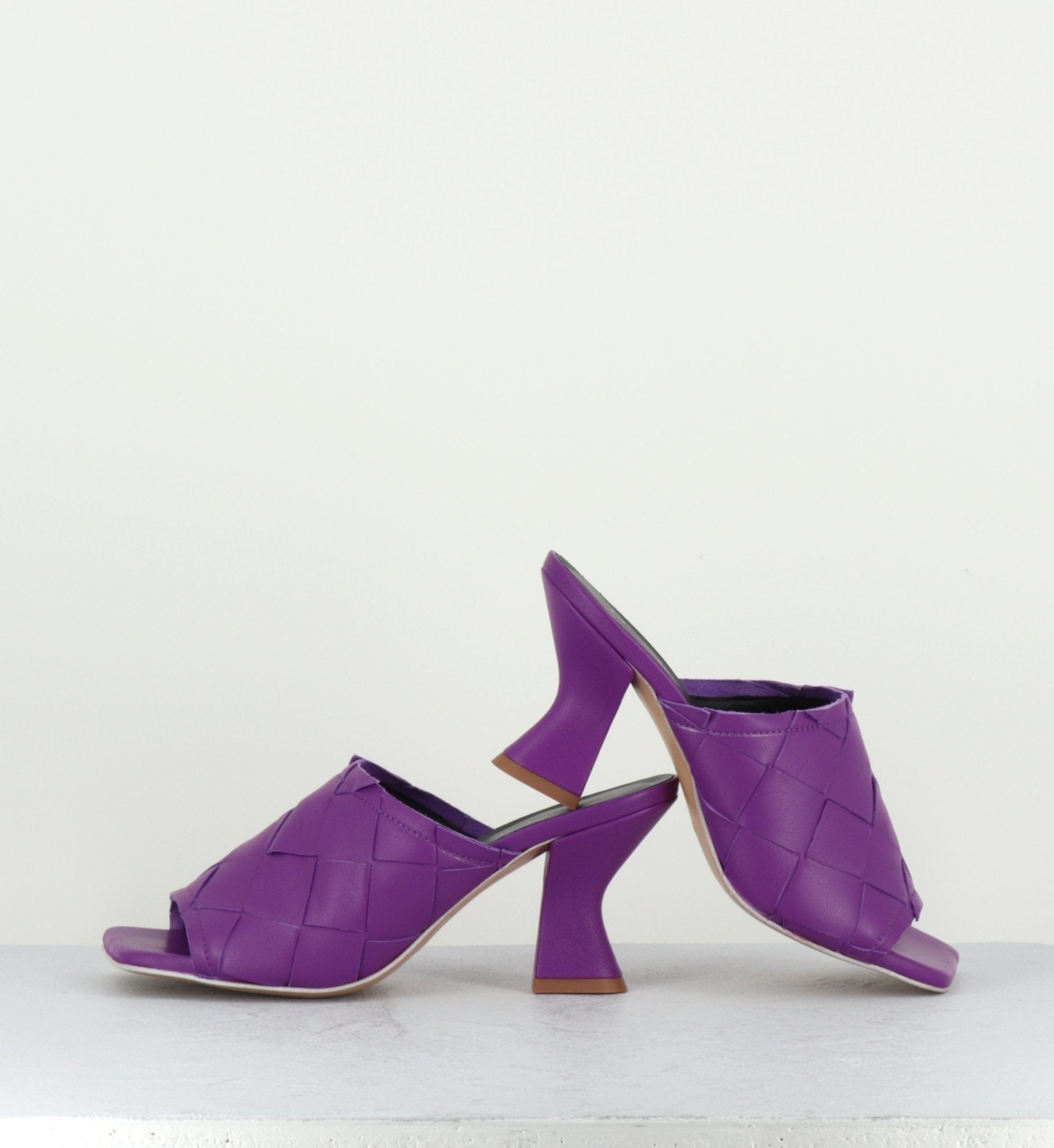 21KER84 VIOLET