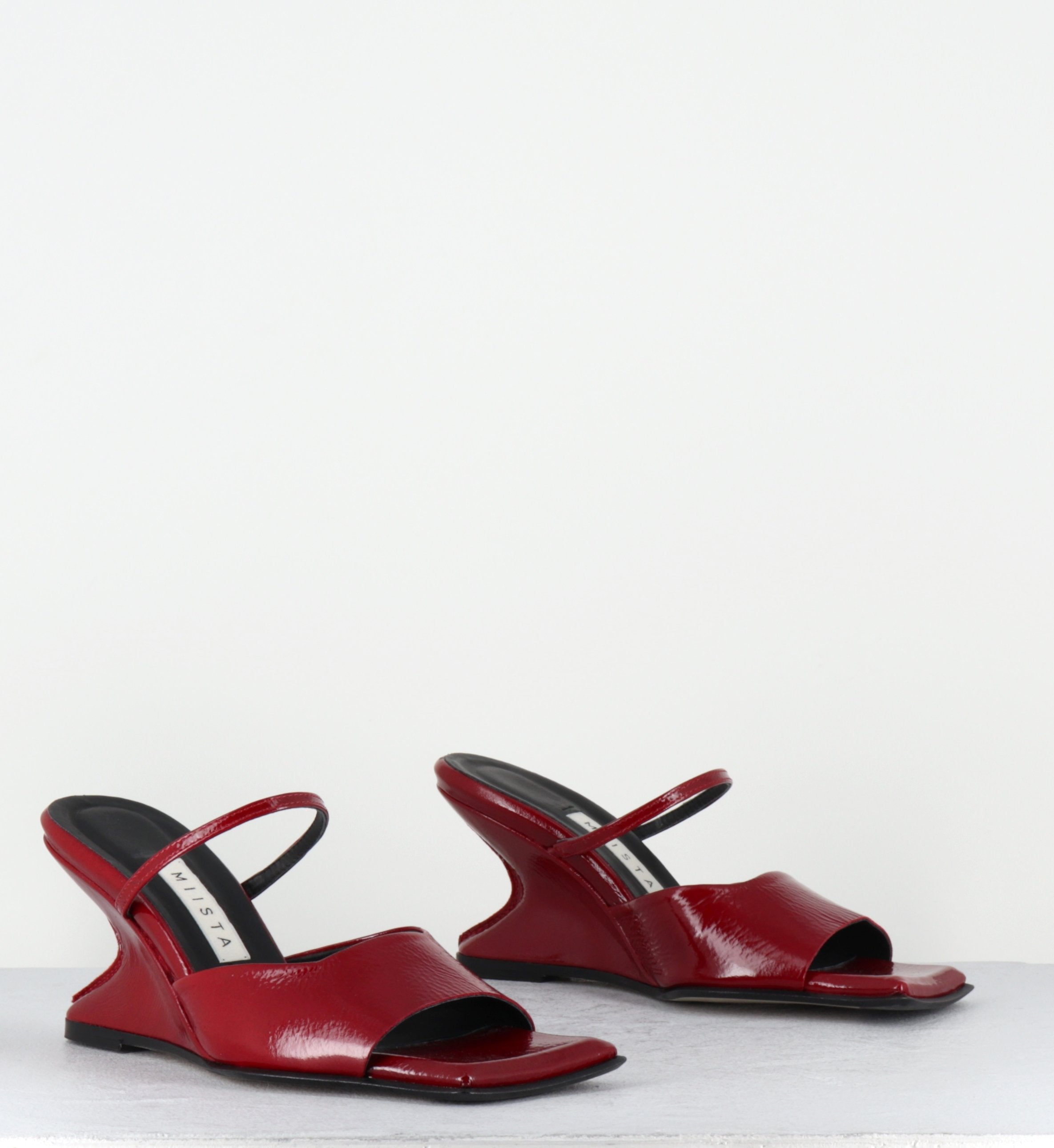 EGLE DARK RED SANDAL