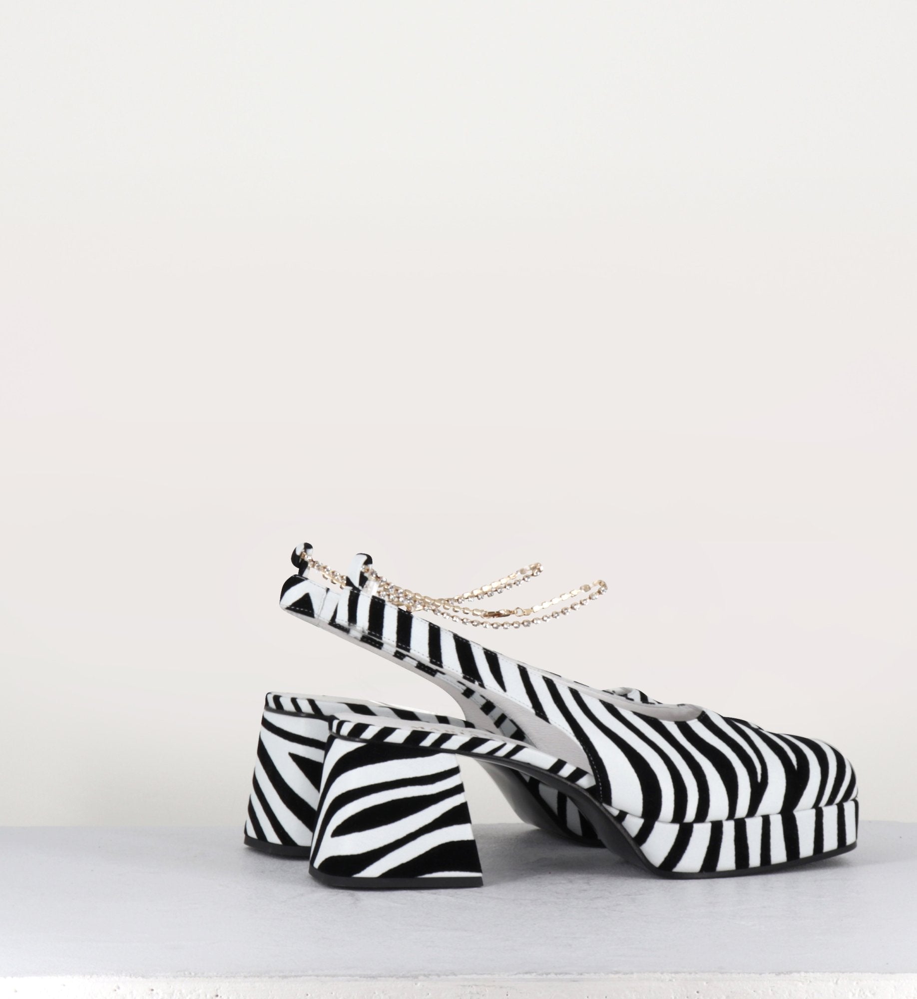 ZEBRA VIKY PLATFORM