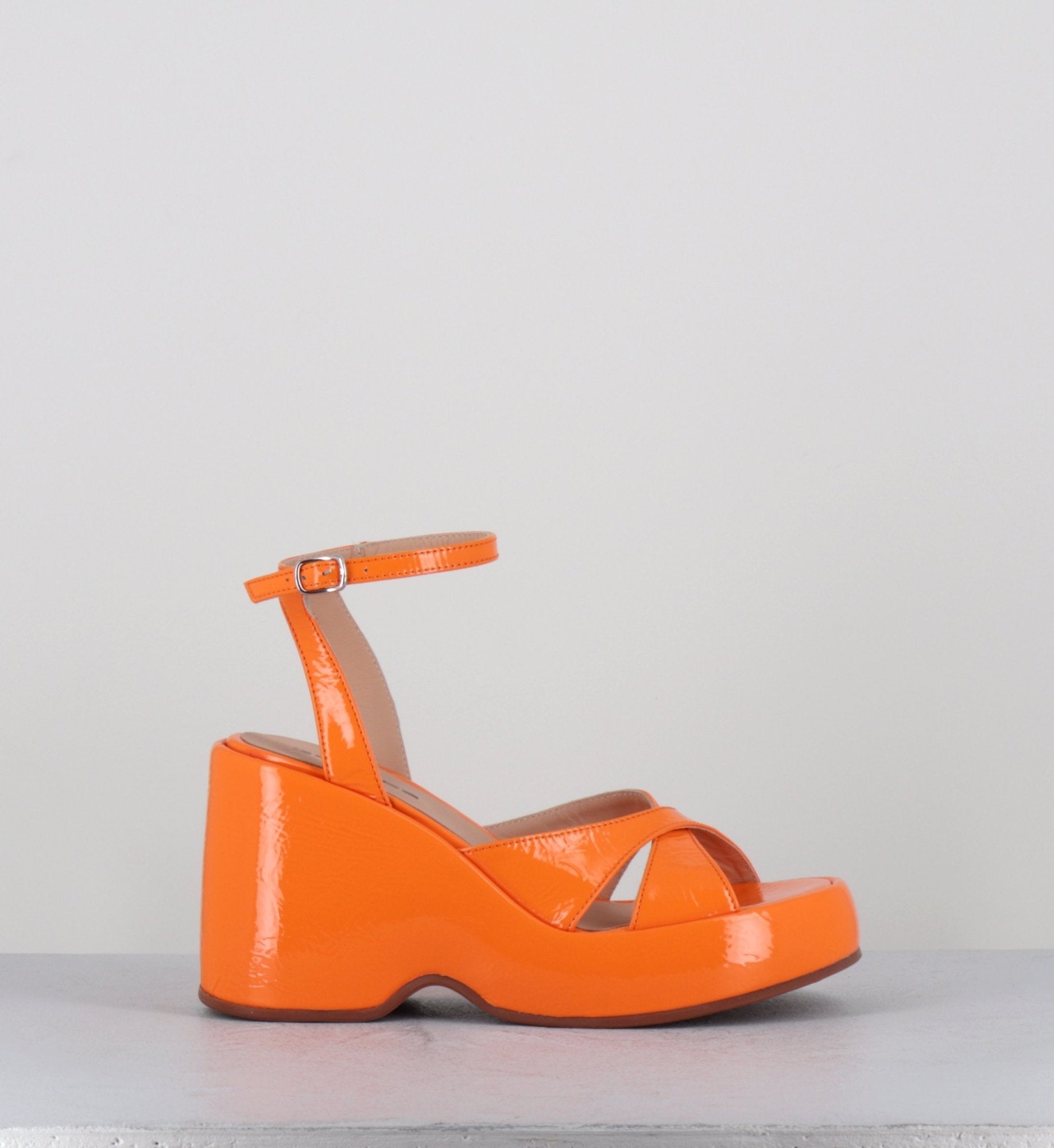 MAZE2 CINDY ALBICOCCA