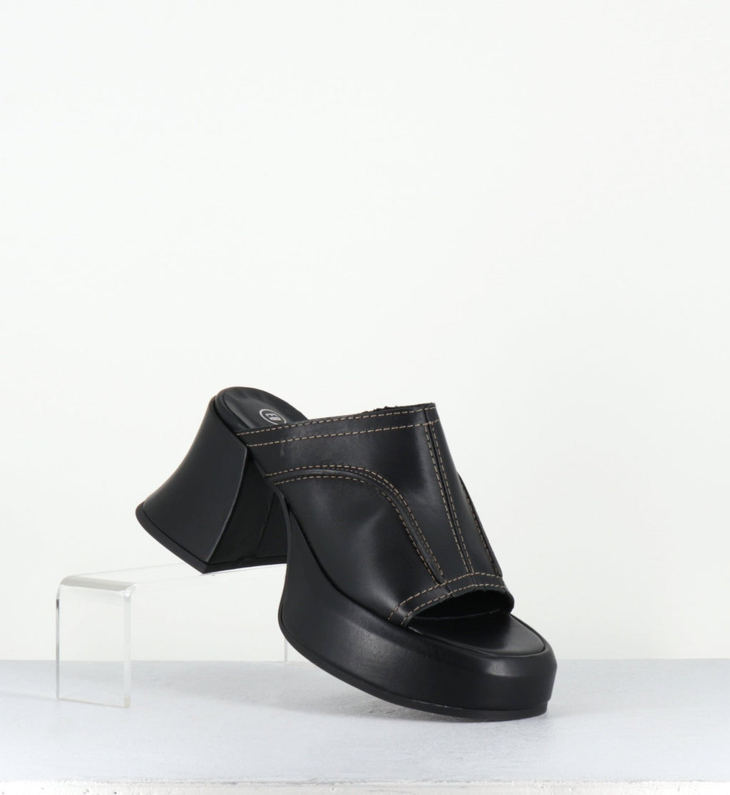 LOTA BLACK SANDAL