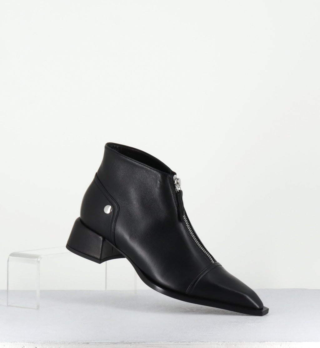 INE25 NAPPA NERO