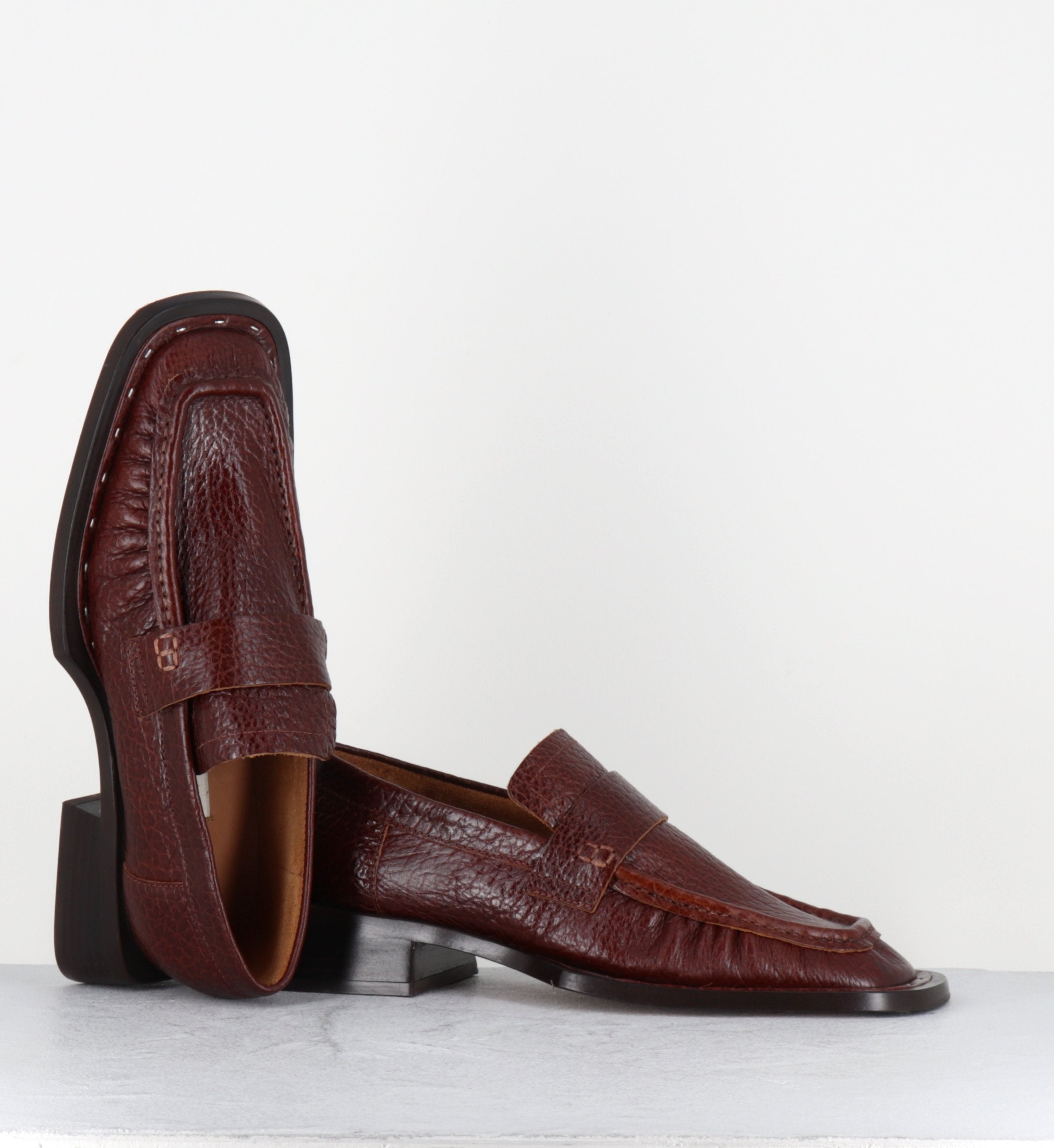 AIRI BROWN LOAFERS