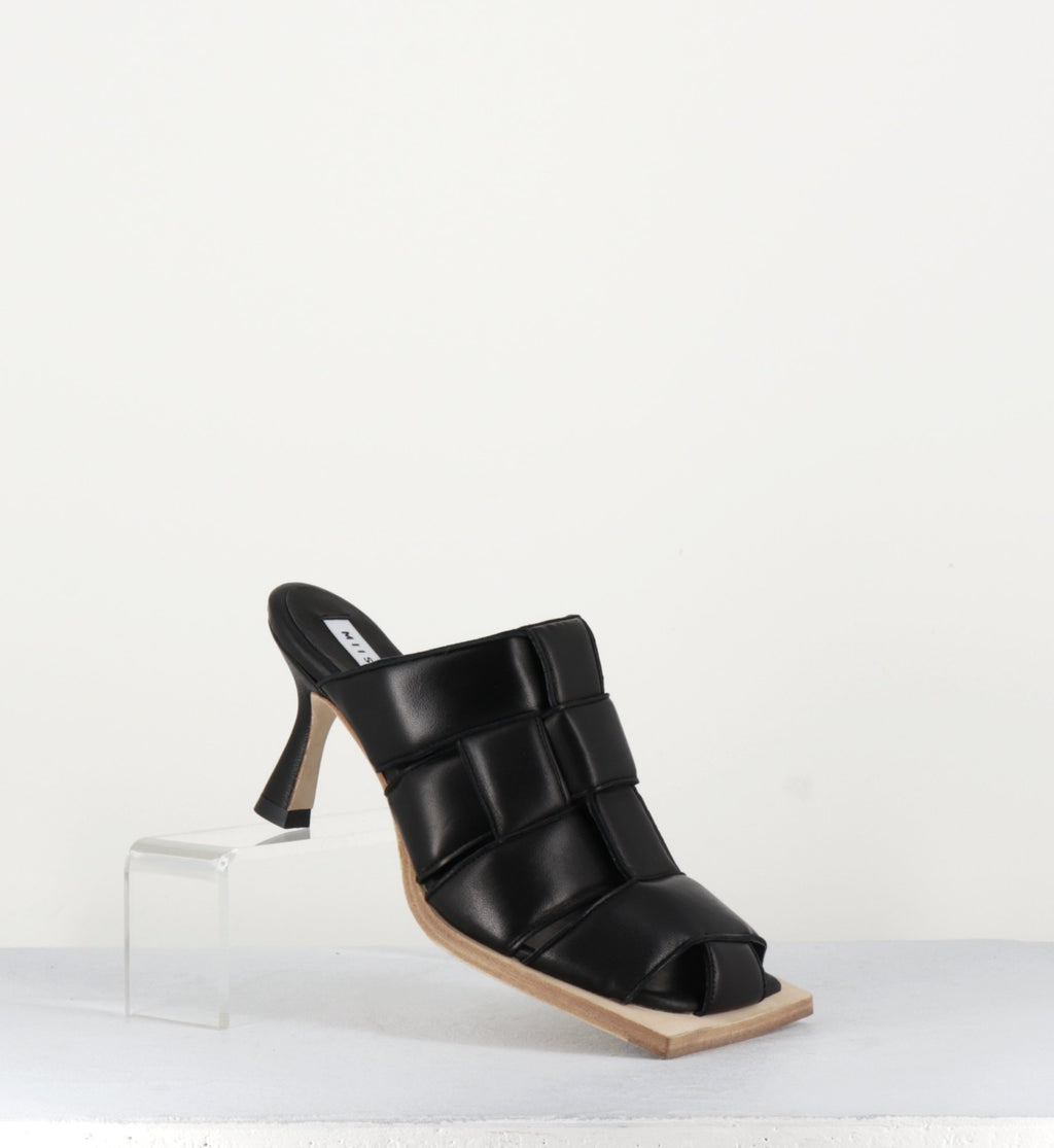 MAYTE BLACK MULES
