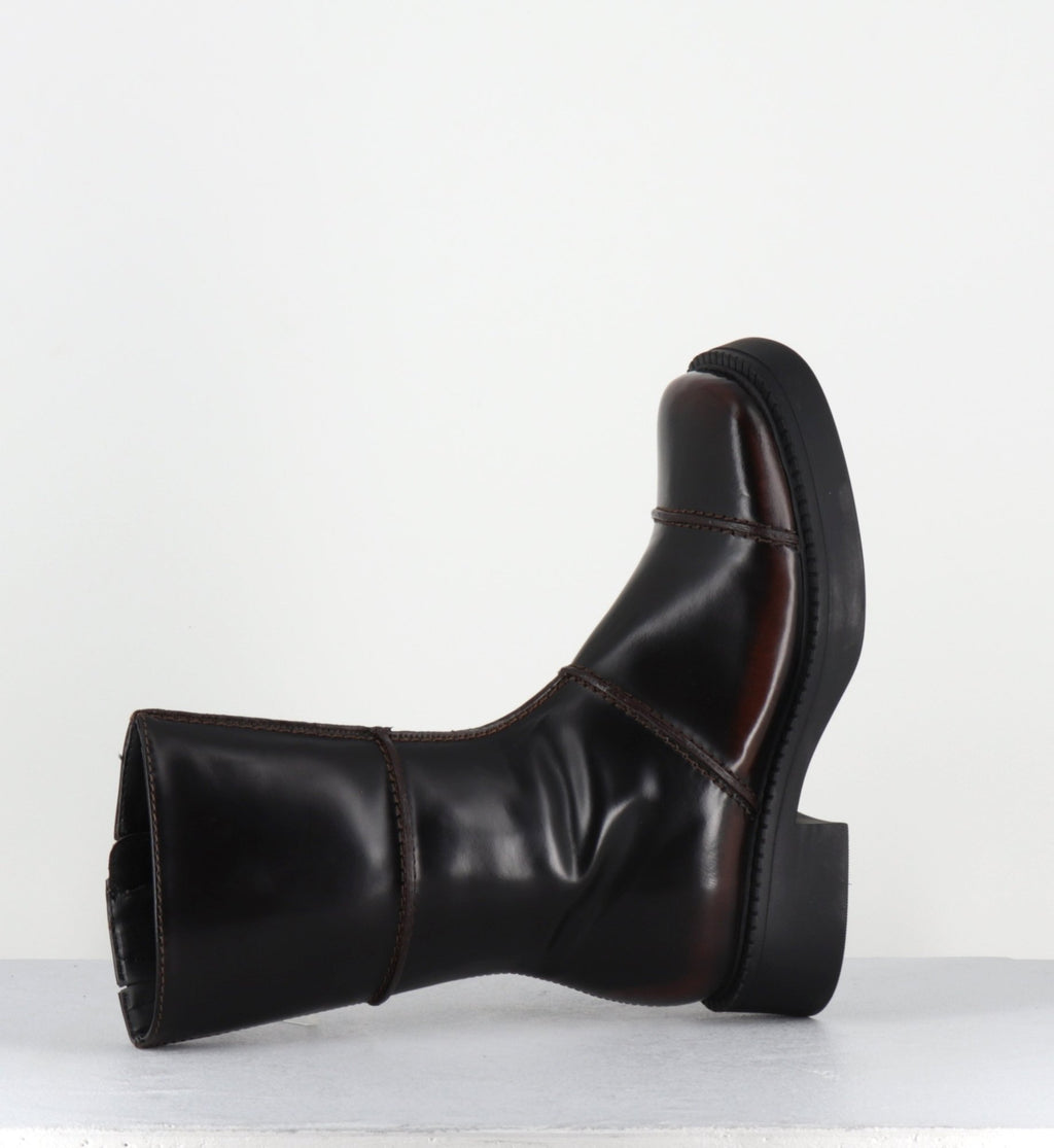 DAHLIA DARK BROWN BOOTS