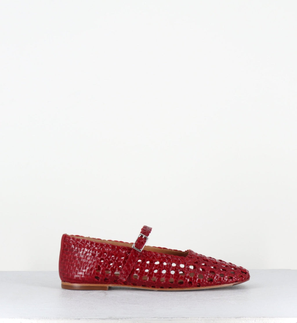 YEIDA DARK RED BALLERINAS