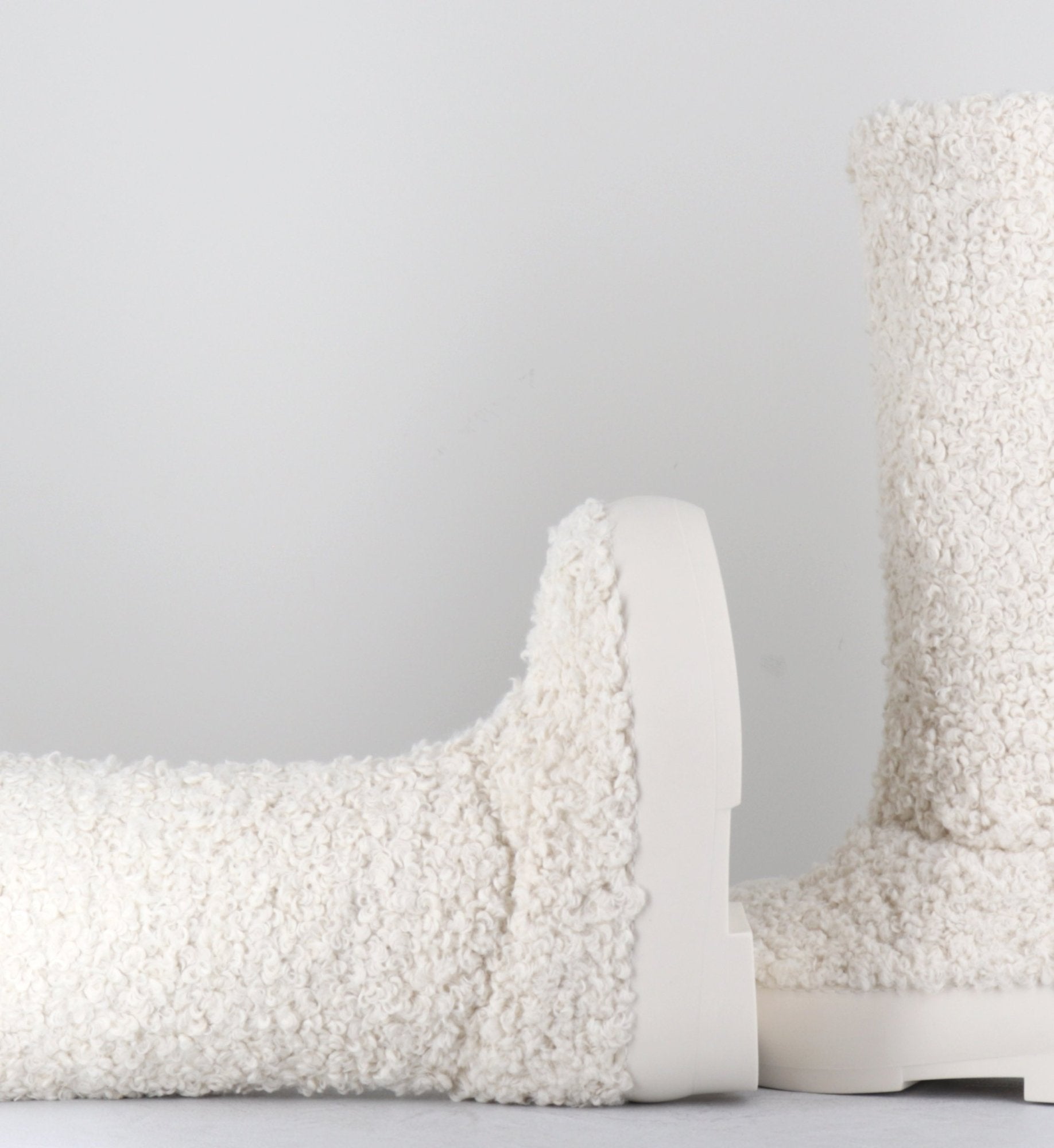 GIA-22 SHEARLING IVORY