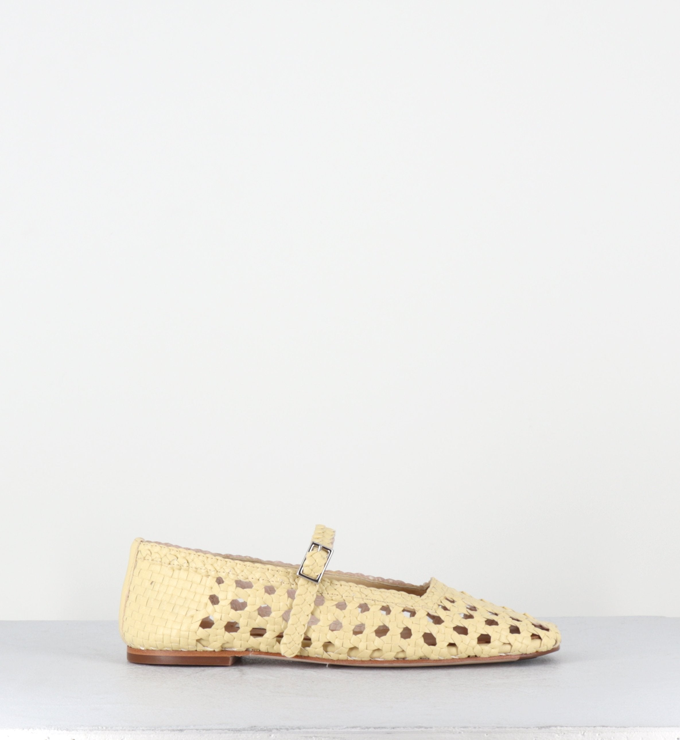 YEIDA BUTTER BALLERINAS