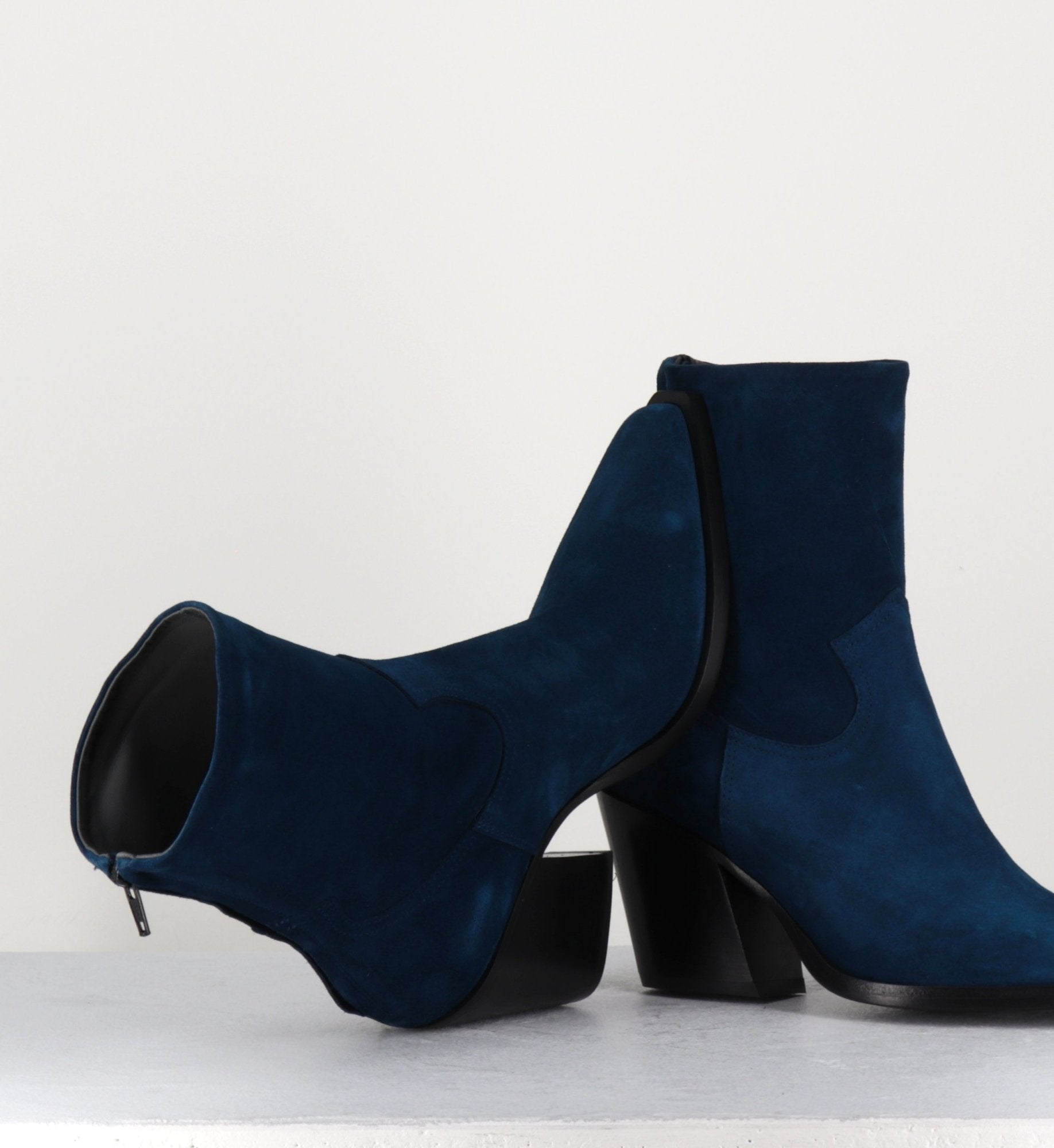 DESI CHELIN BLU