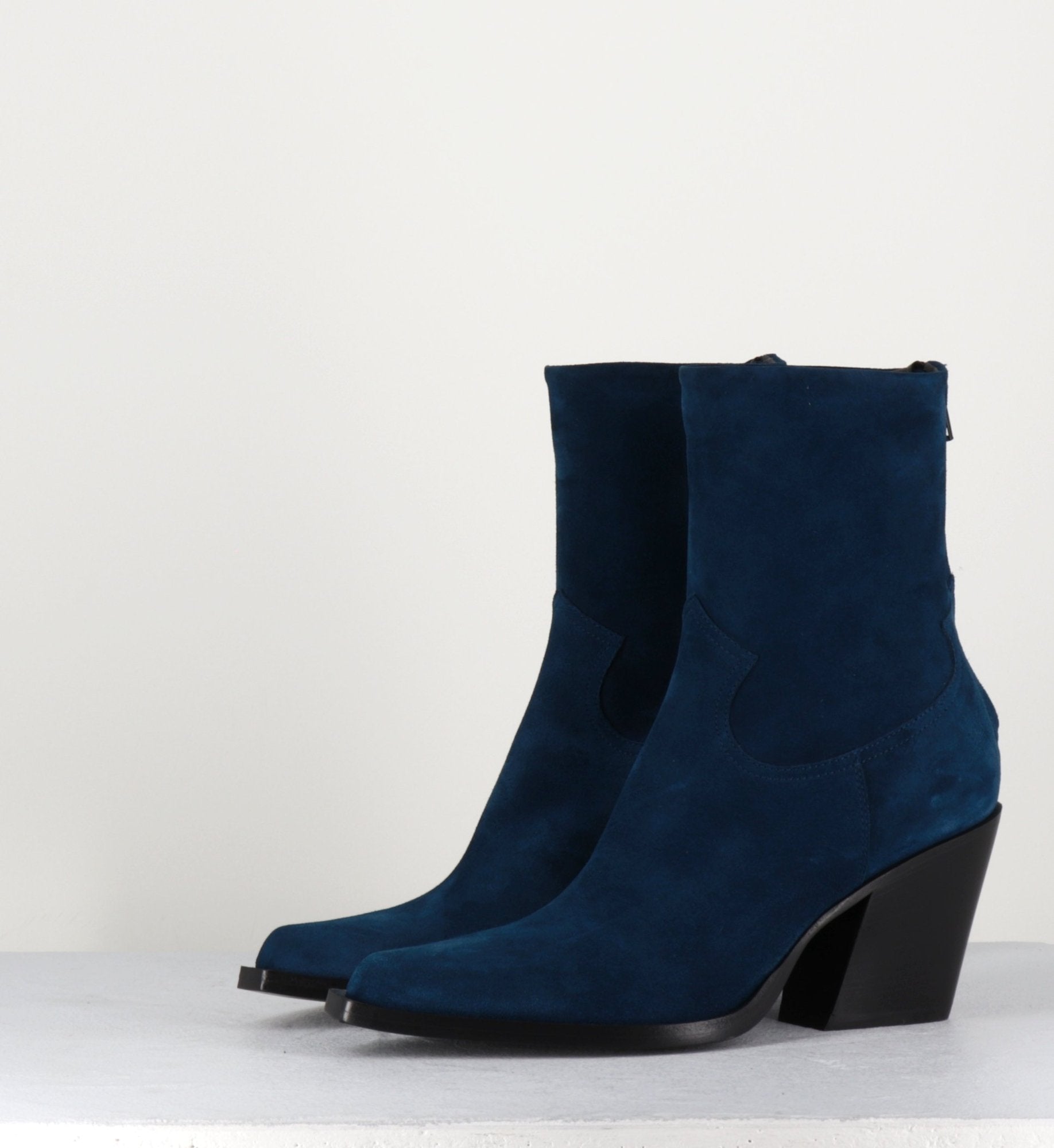 DESI CHELIN BLU