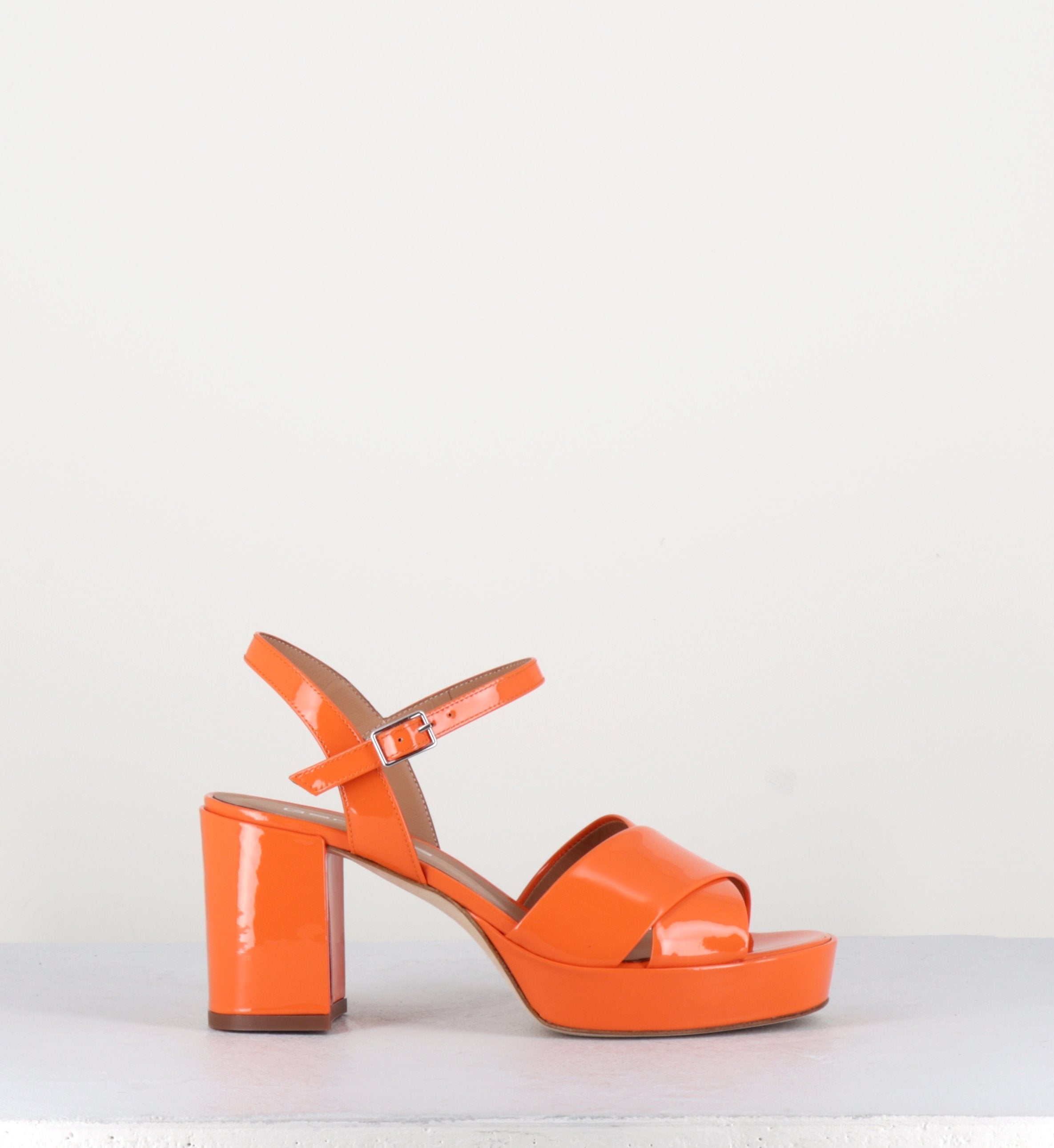 JULIA23 ARANCIO