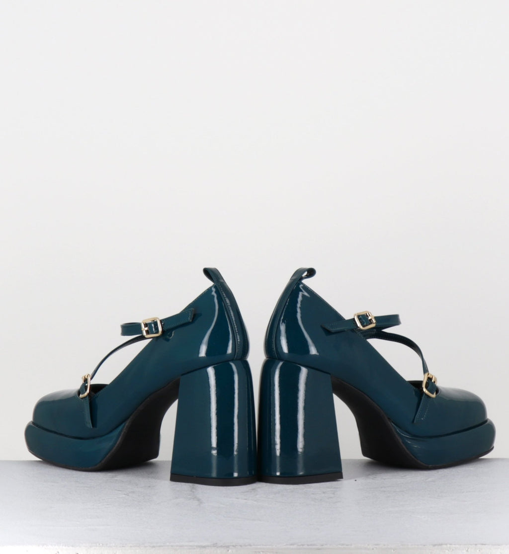 ABRA VERNICE BLU