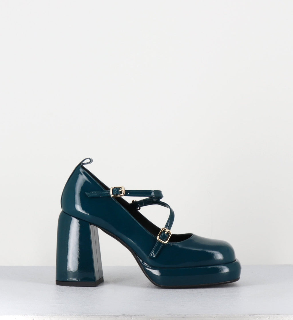 ABRA VERNICE BLU