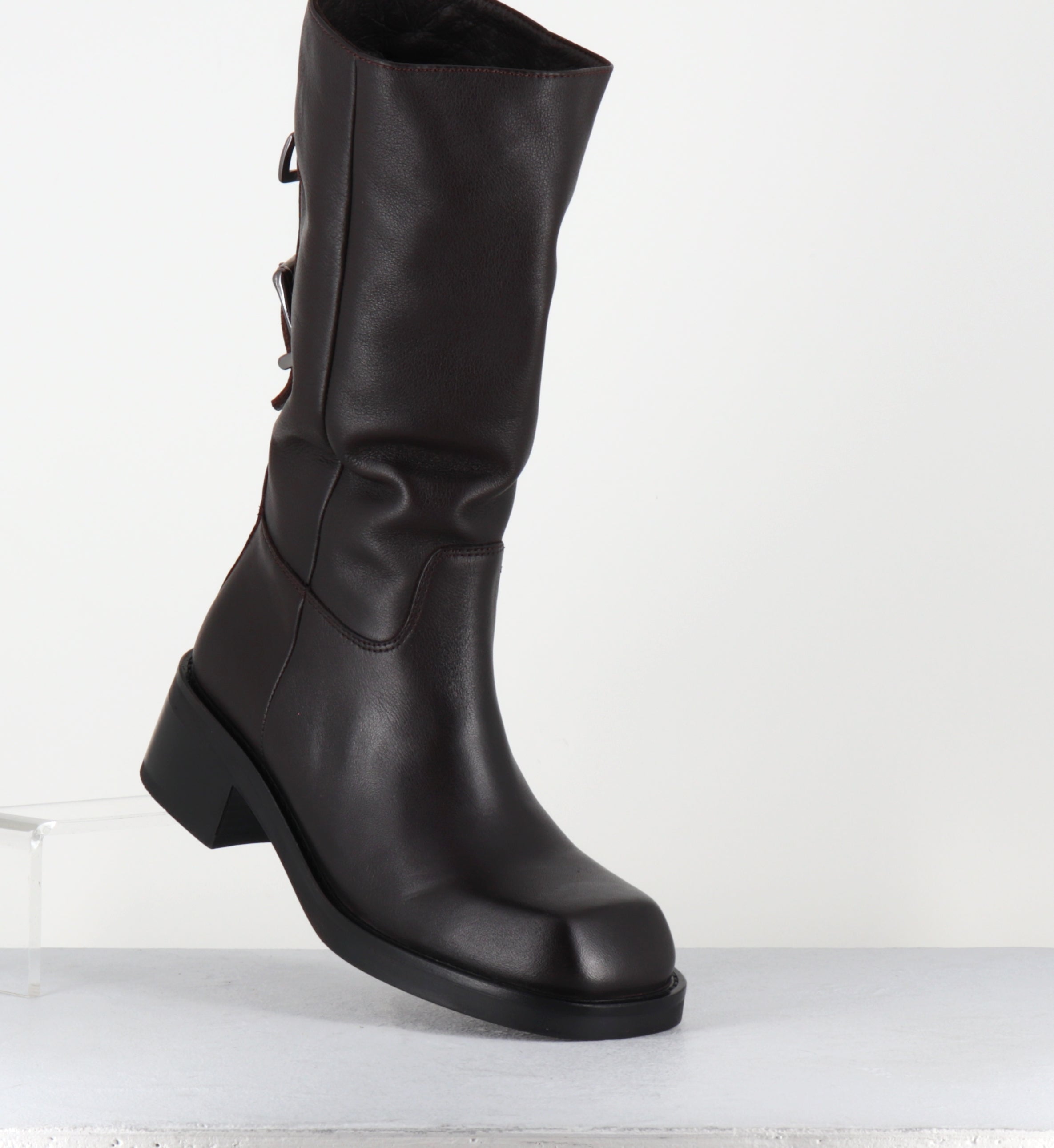 LEDA NATA CIOCCOLATO