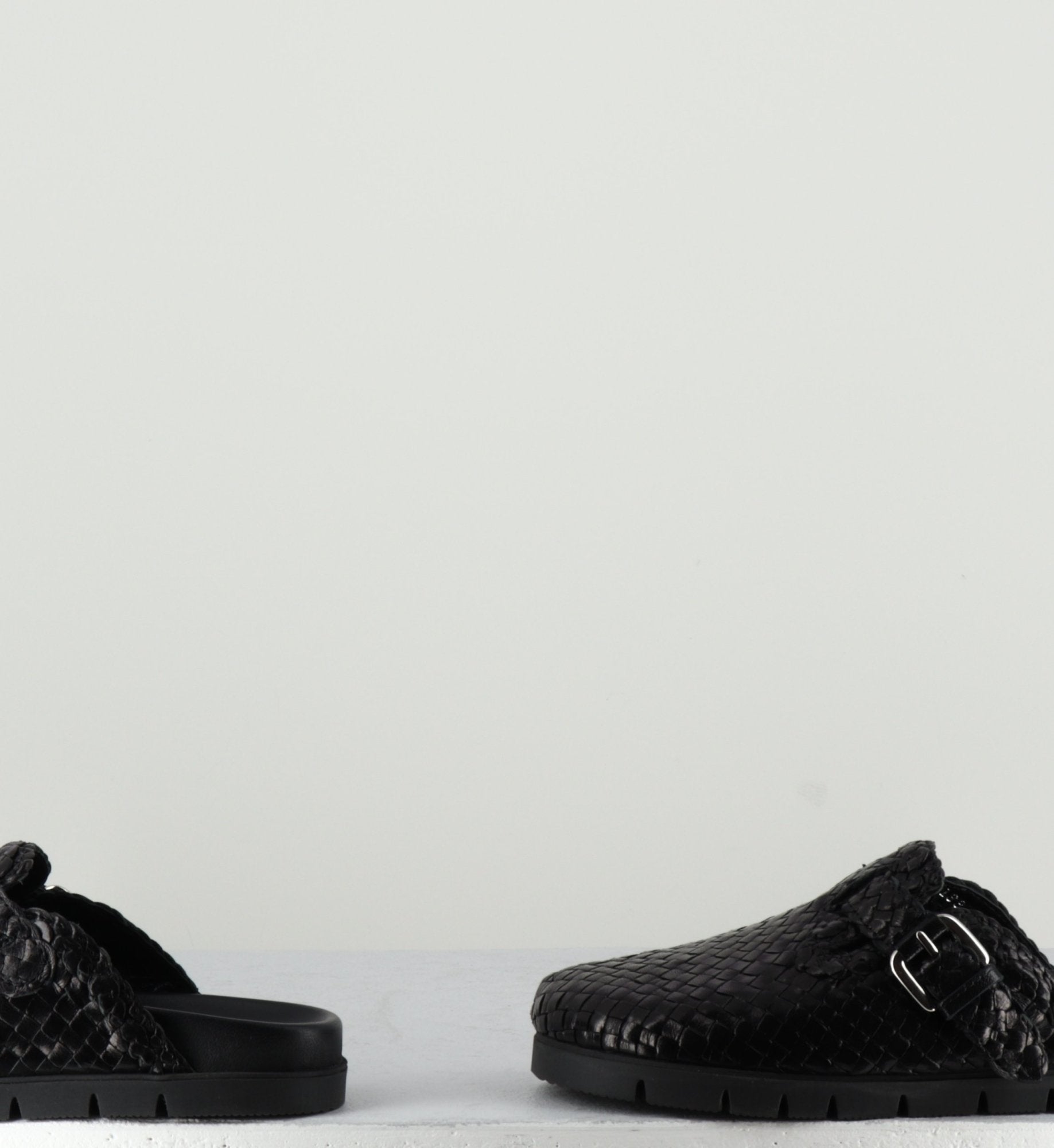 PE9133 NEGRO