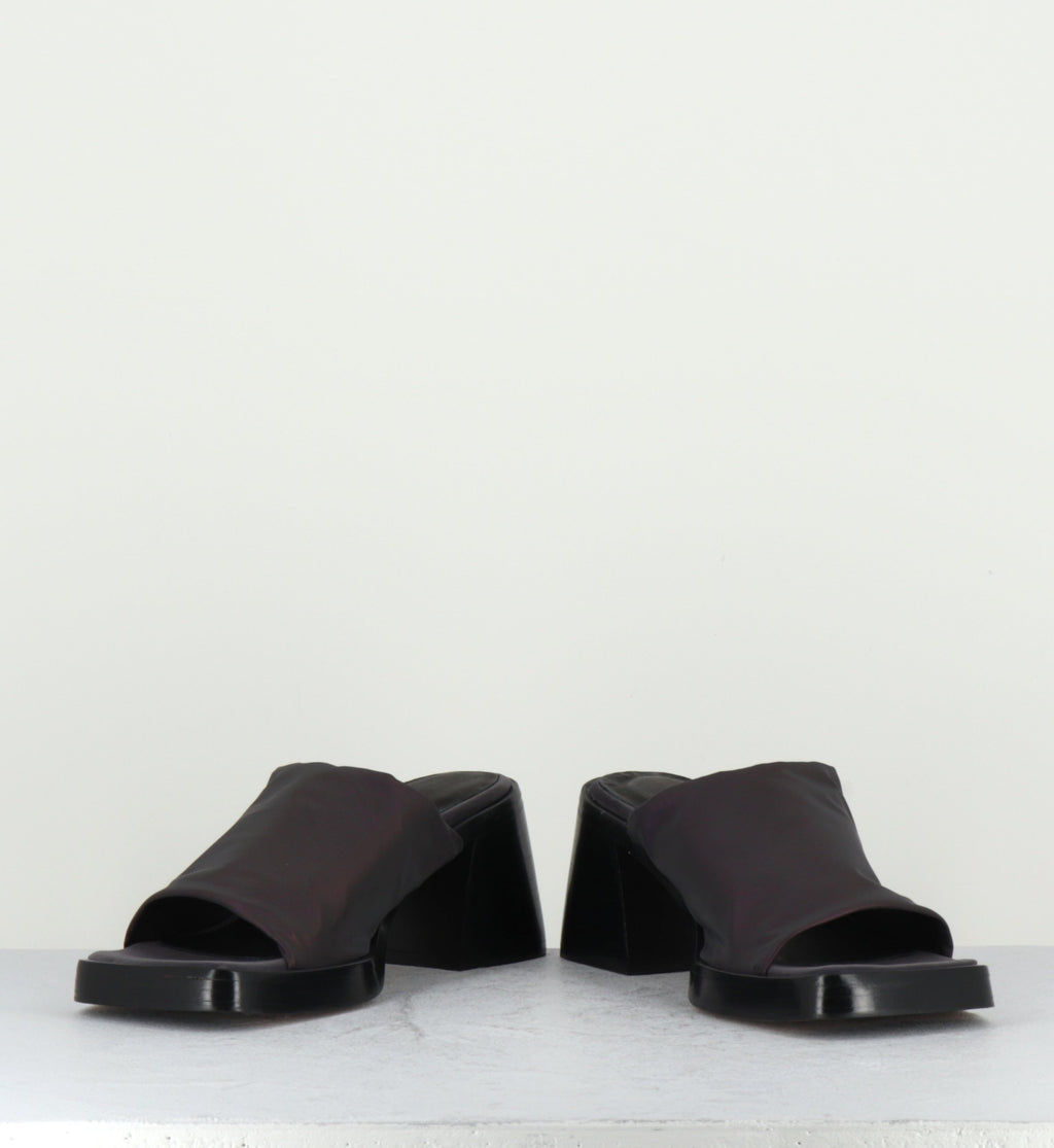 KRISTEN REFLECTIVE STRETCH