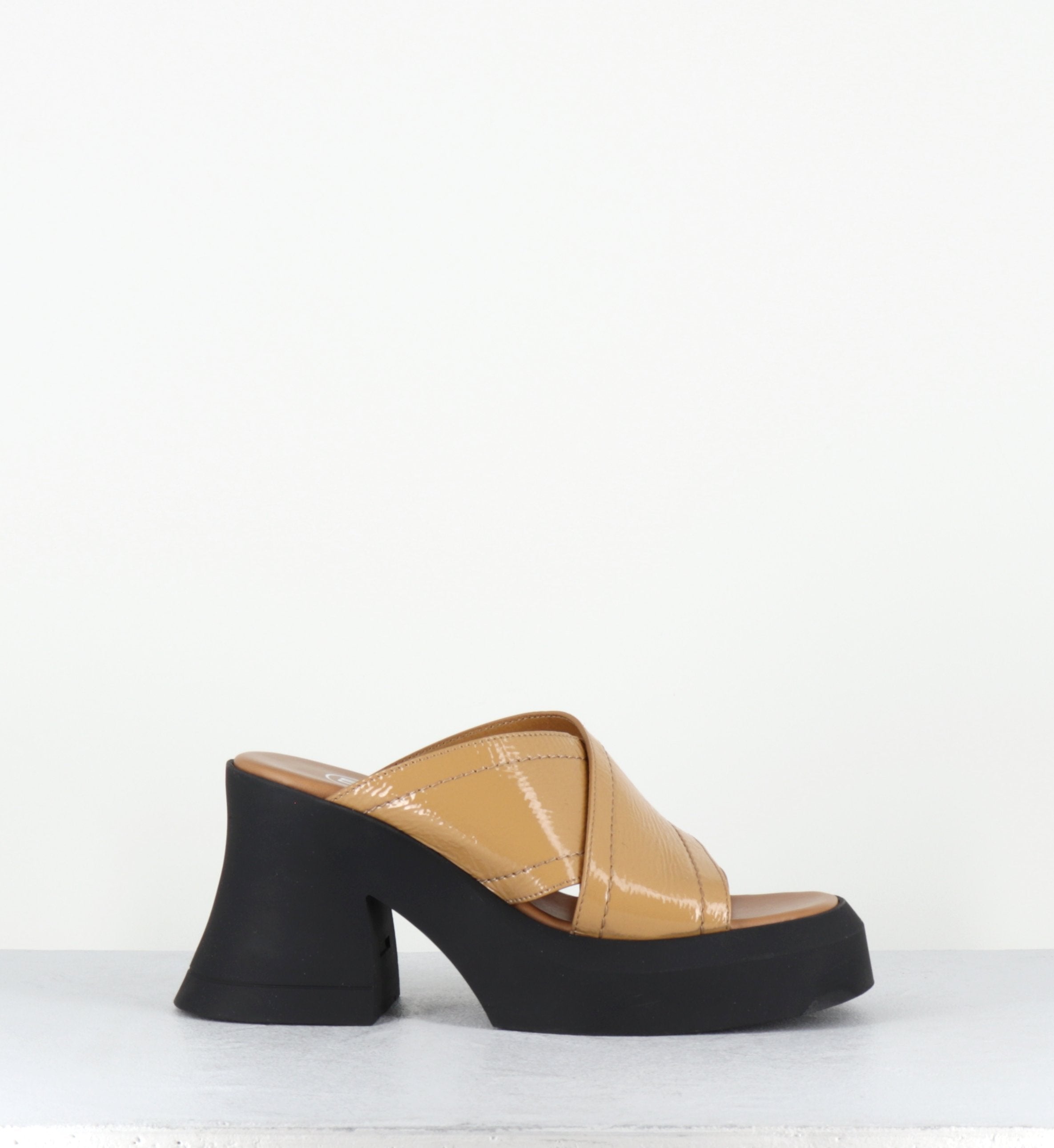 RAISSA BEIGE MULES