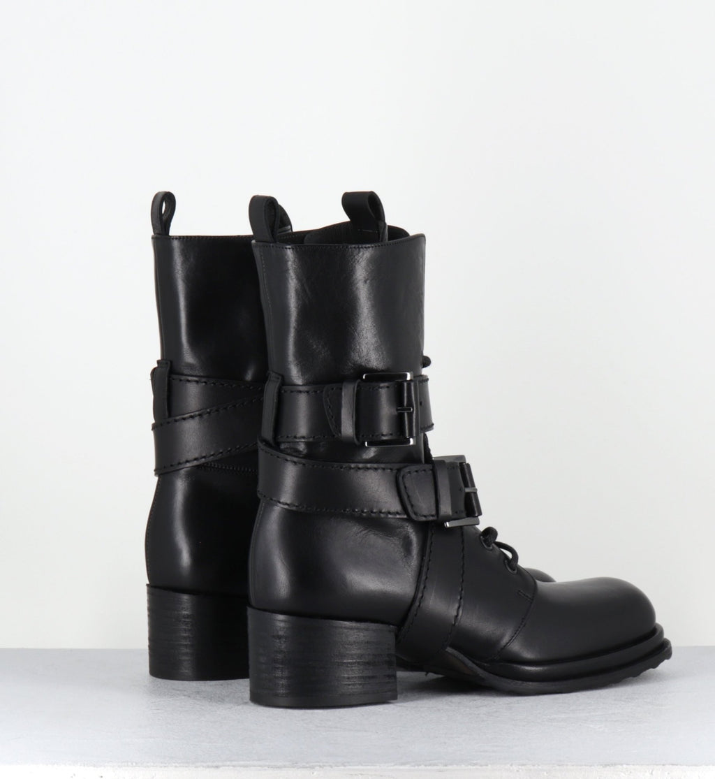 CUARON BLACK BOOT