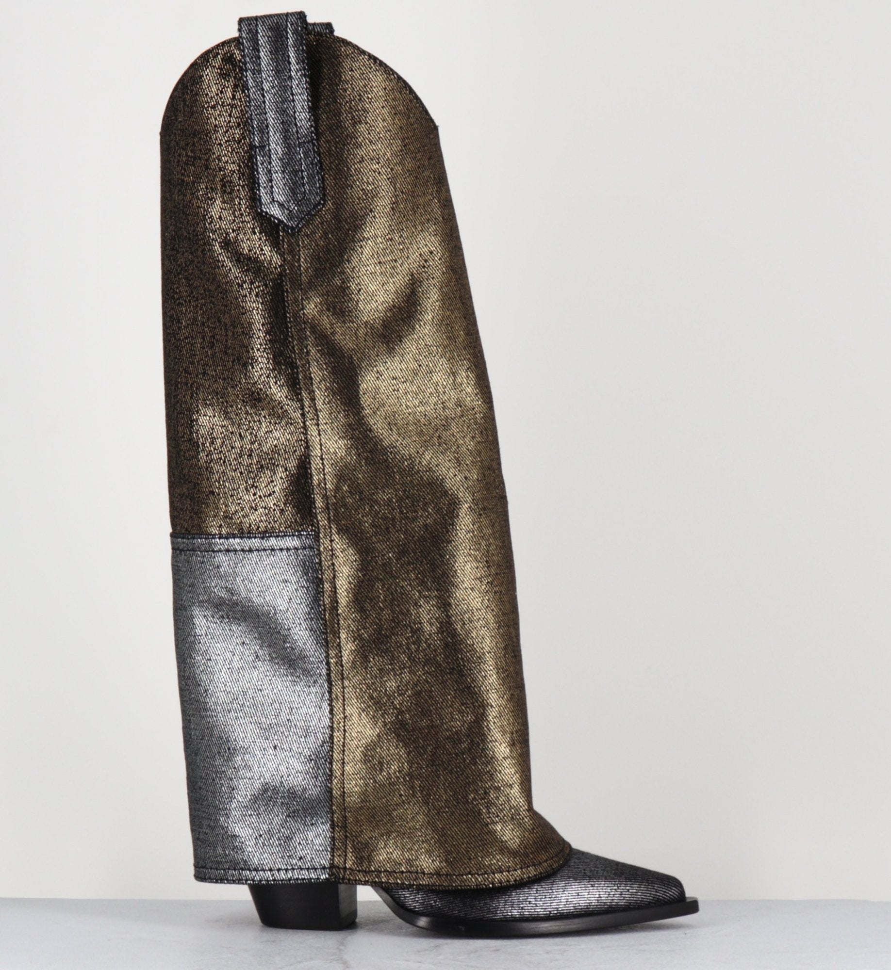 E3869-T RIC SILVER GOLD