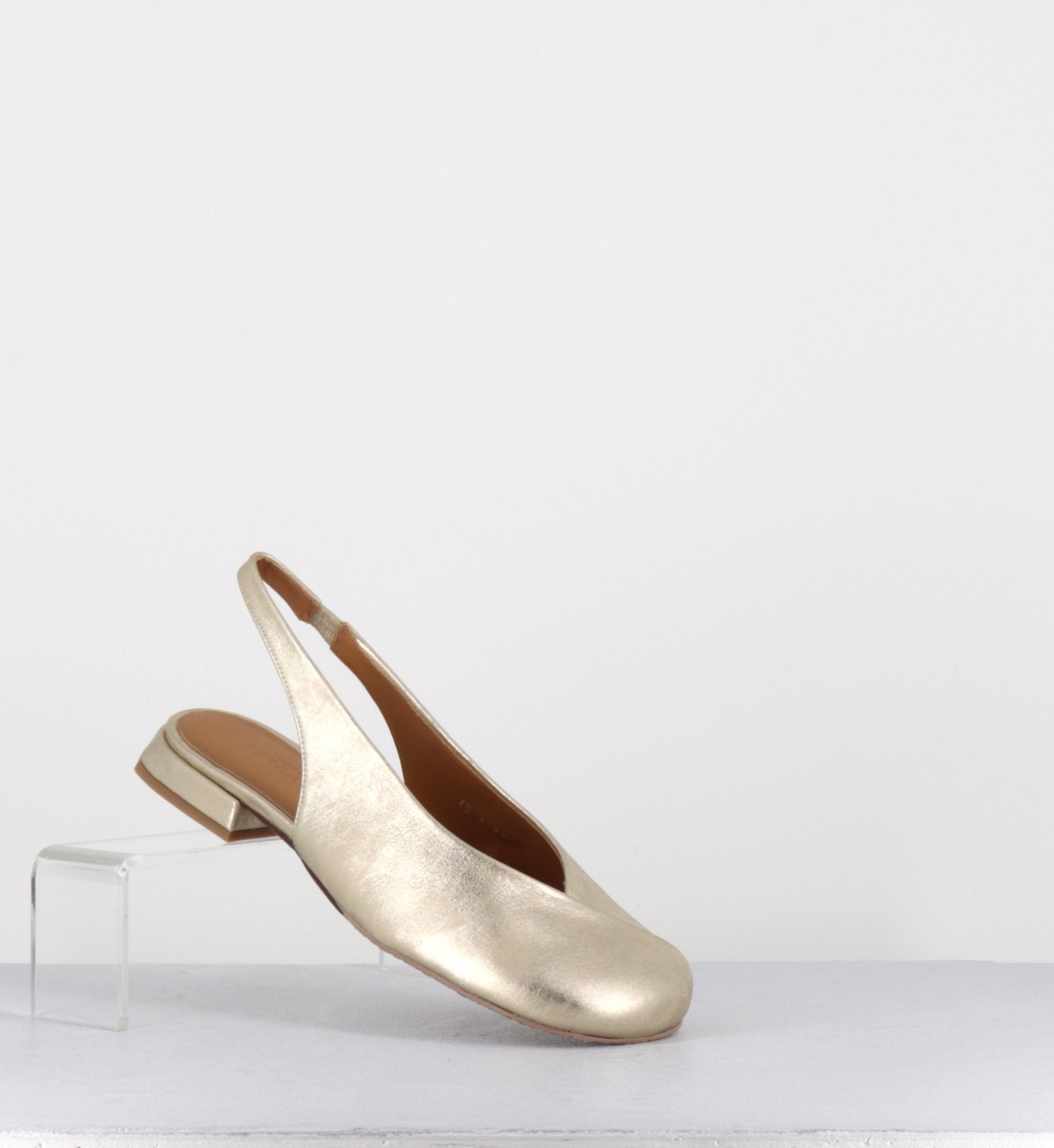 DERI INDRE CHAMPAGNE