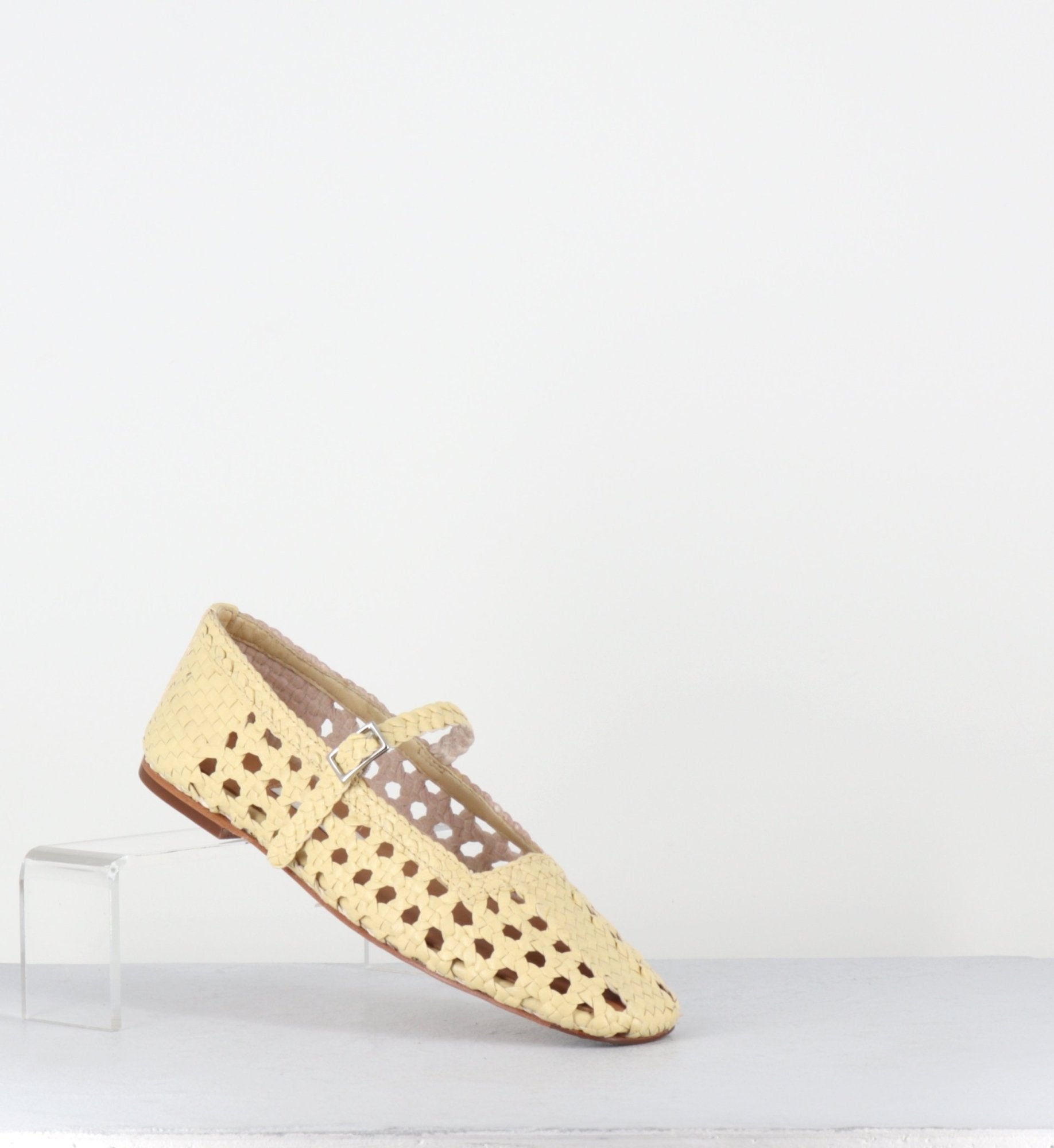 YEIDA BUTTER BALLERINAS