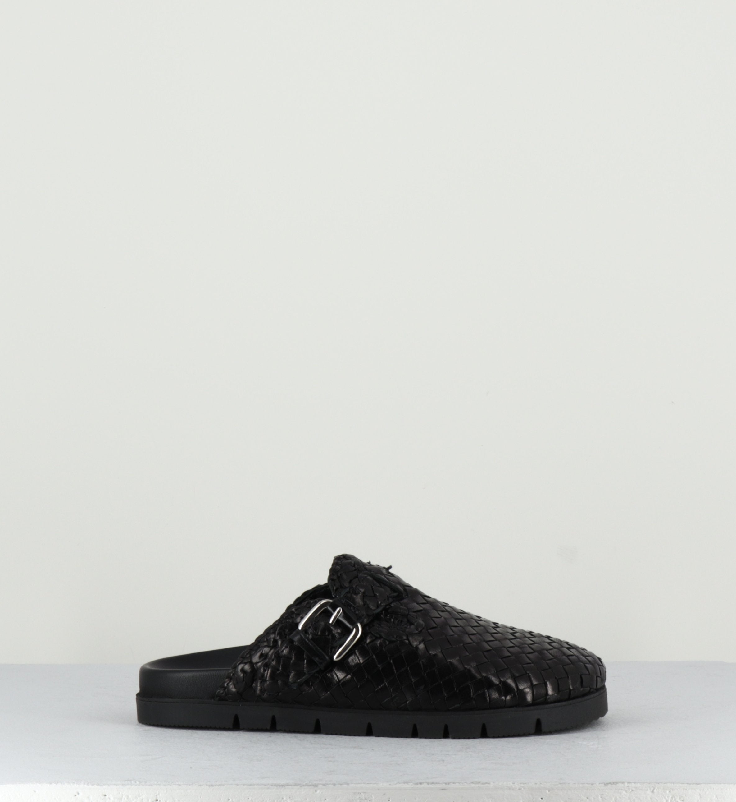 PE9133 NEGRO