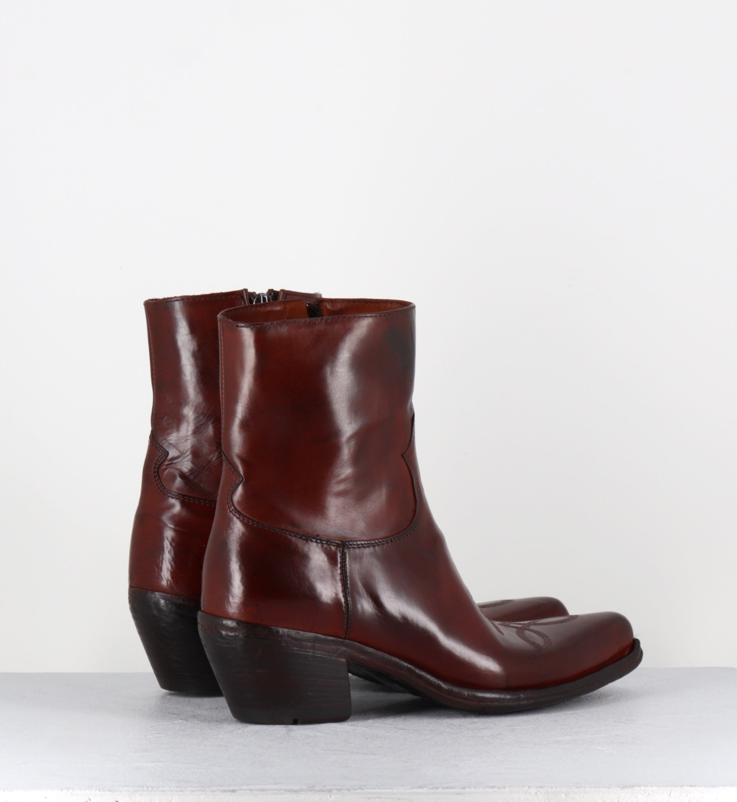 GU02C25 DIVER COOPER