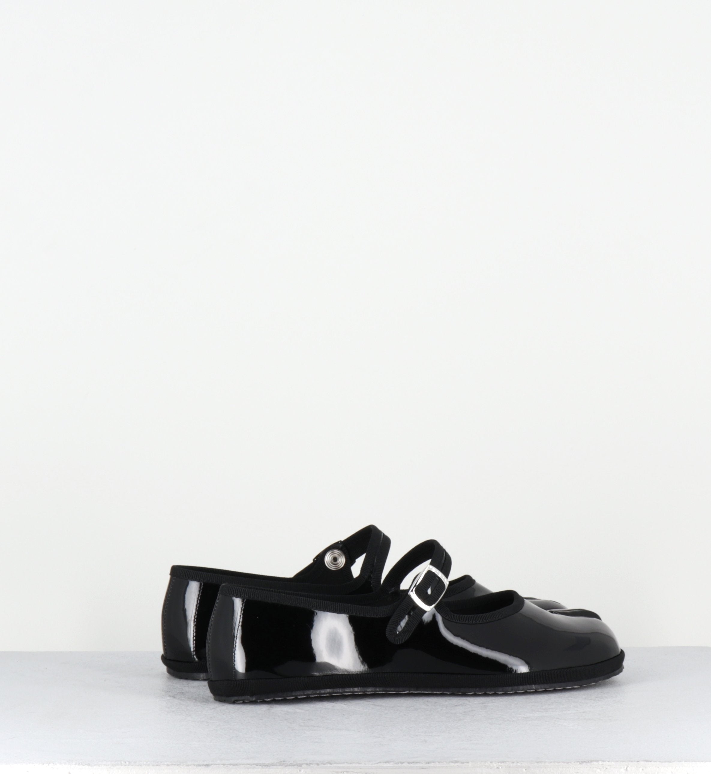 TABI MJ PATENT BLACK