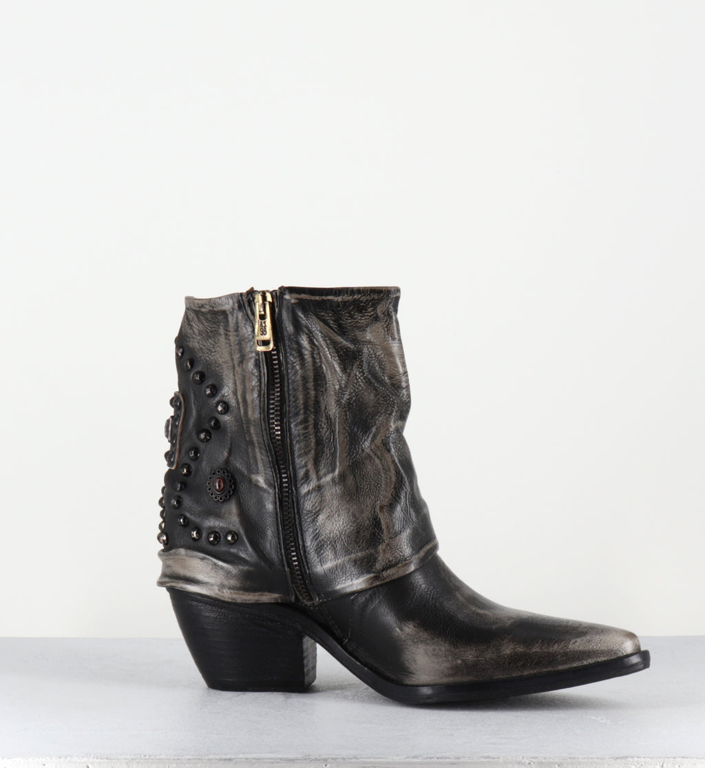 Santiags en cuir gris brossé clous et pierres - B84216 ICE COUNTRY