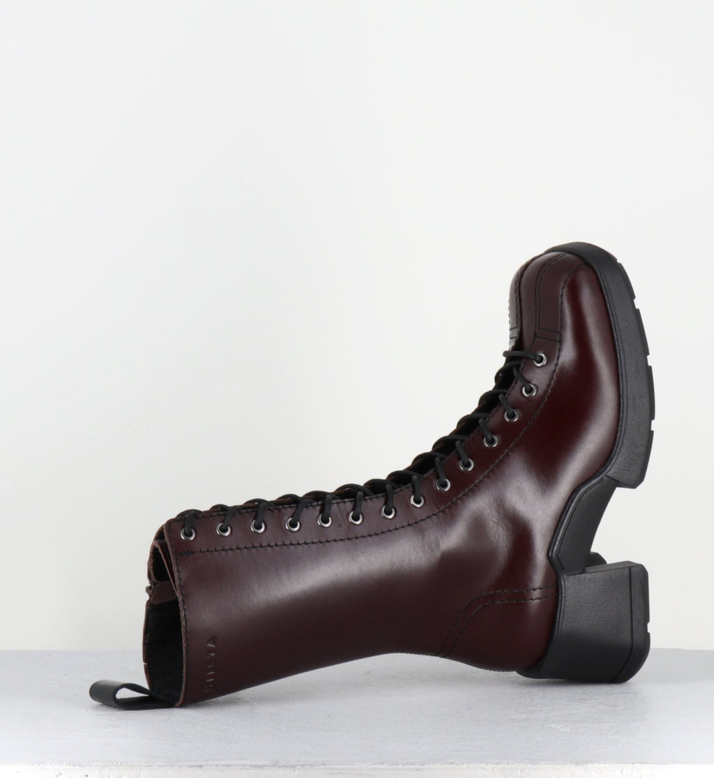 INGE BROWN ANKLE BOOTS