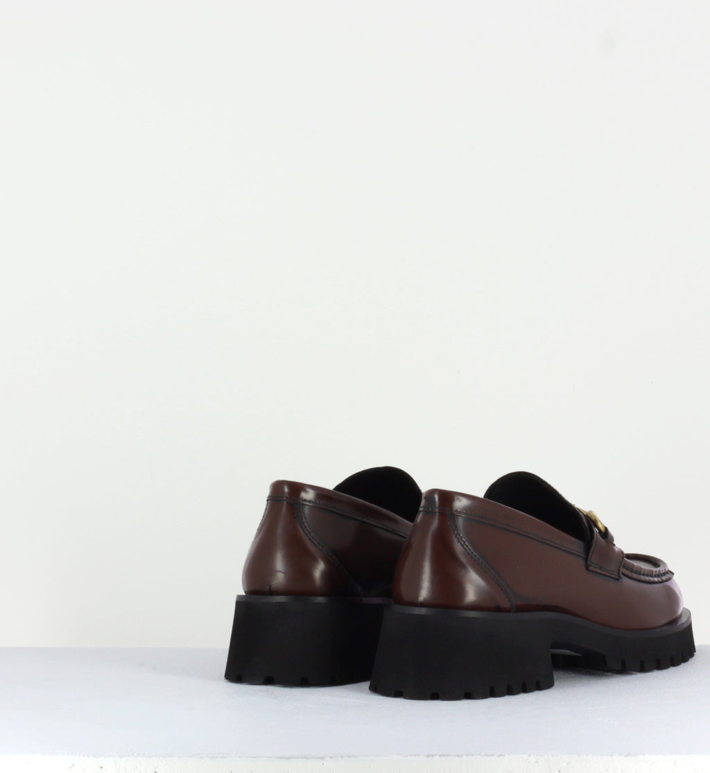 Mocassin en cuir marron à mors doré & semelle micro - 21JMC30 MORO