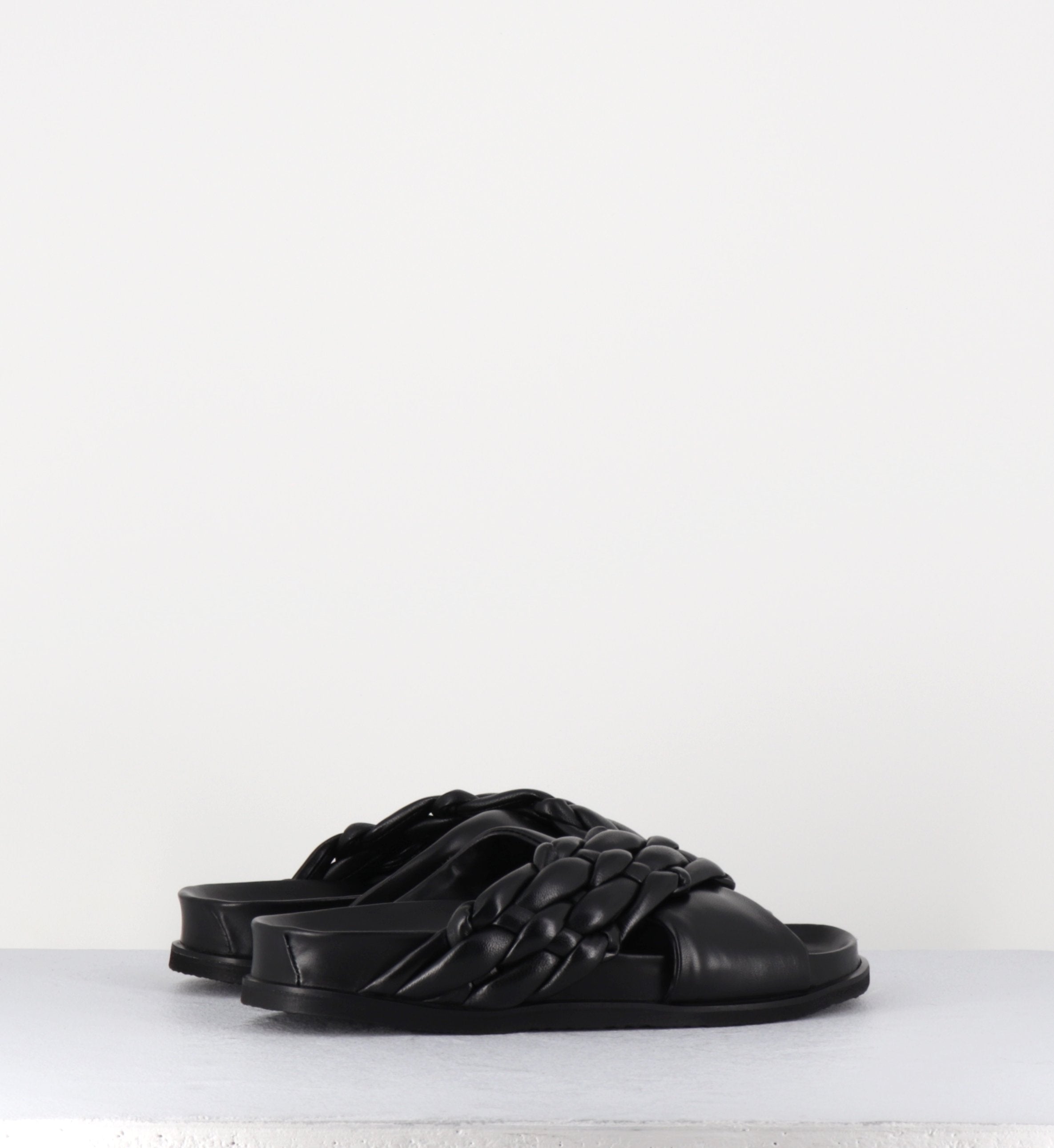 MICHA INTRECCIO BLACK