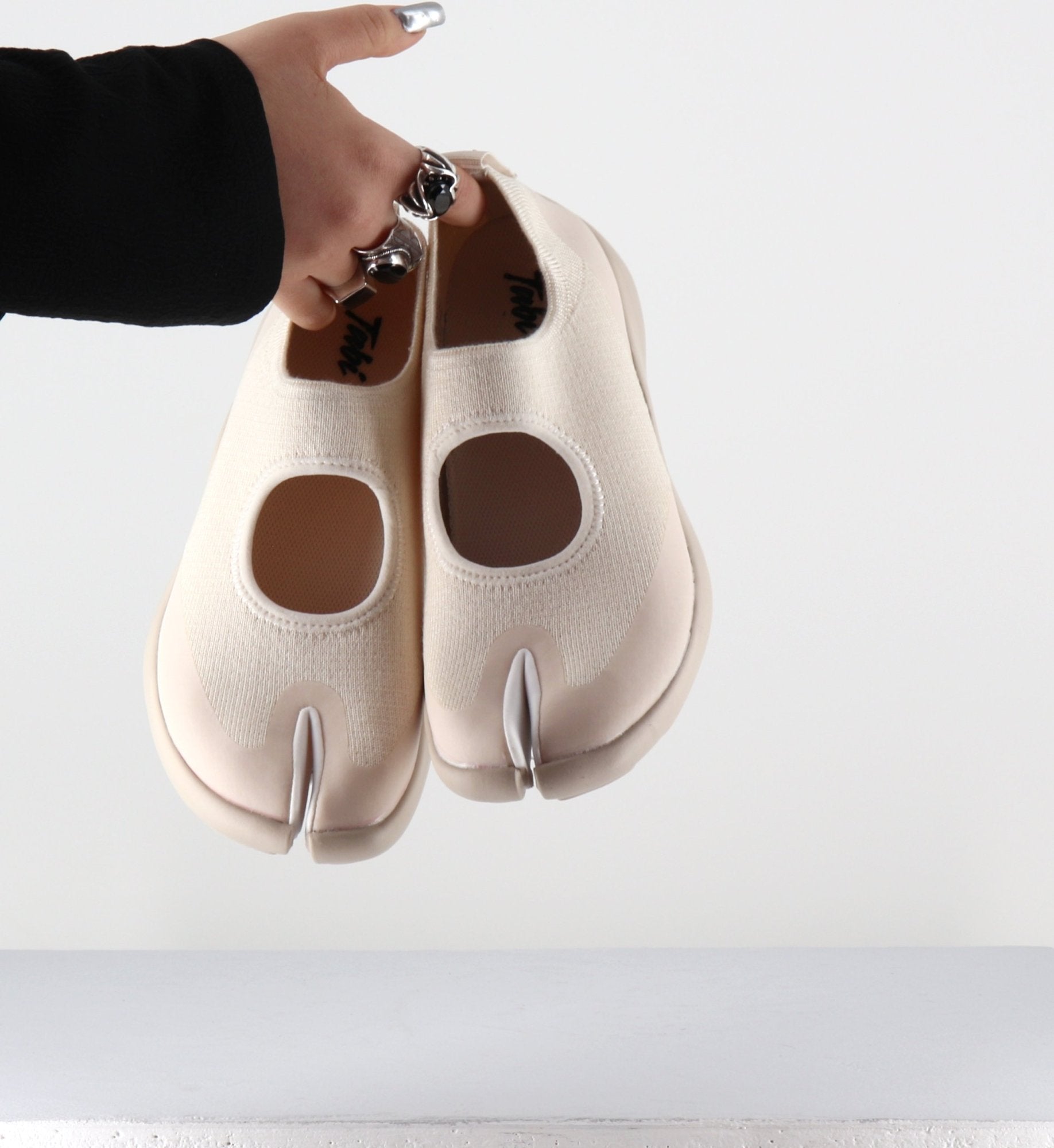 TABI SANDAL OFF WHITE