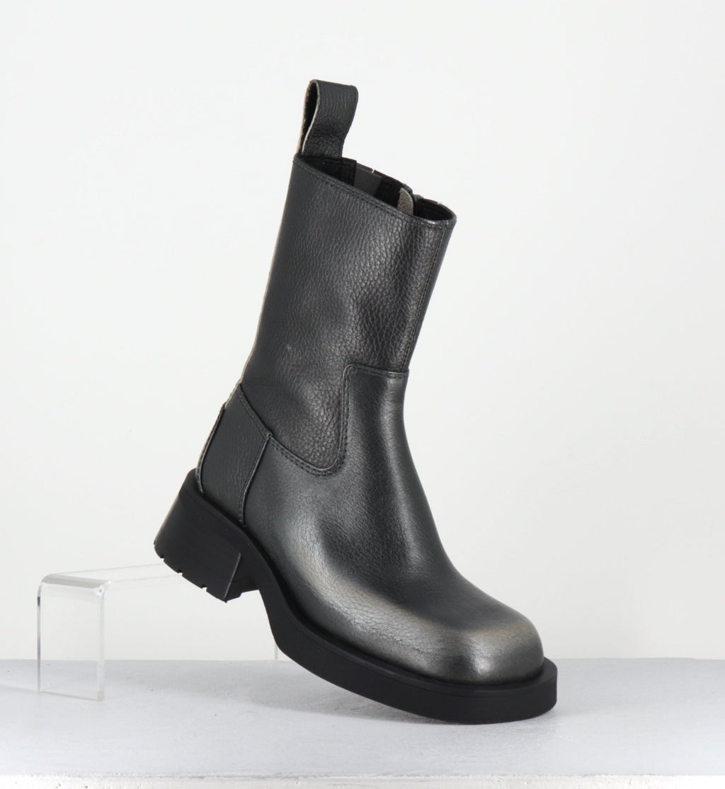 YOLANDA BRUSH SILVER