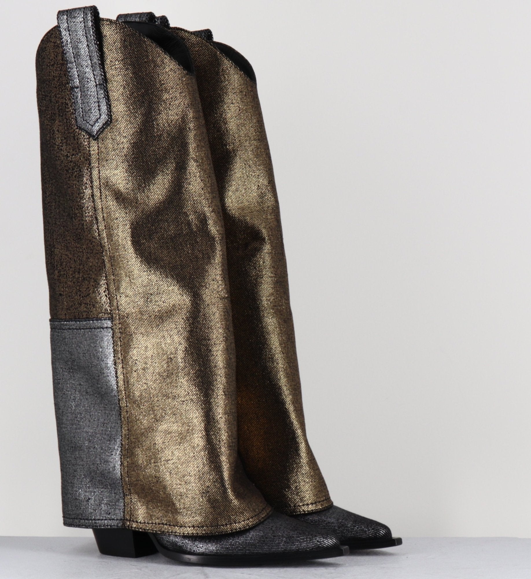 E3869-T RIC SILVER GOLD