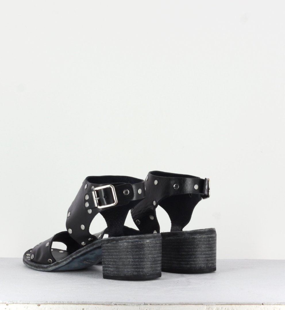 Sandales à talon carré noir clouté - 60-660 NERO