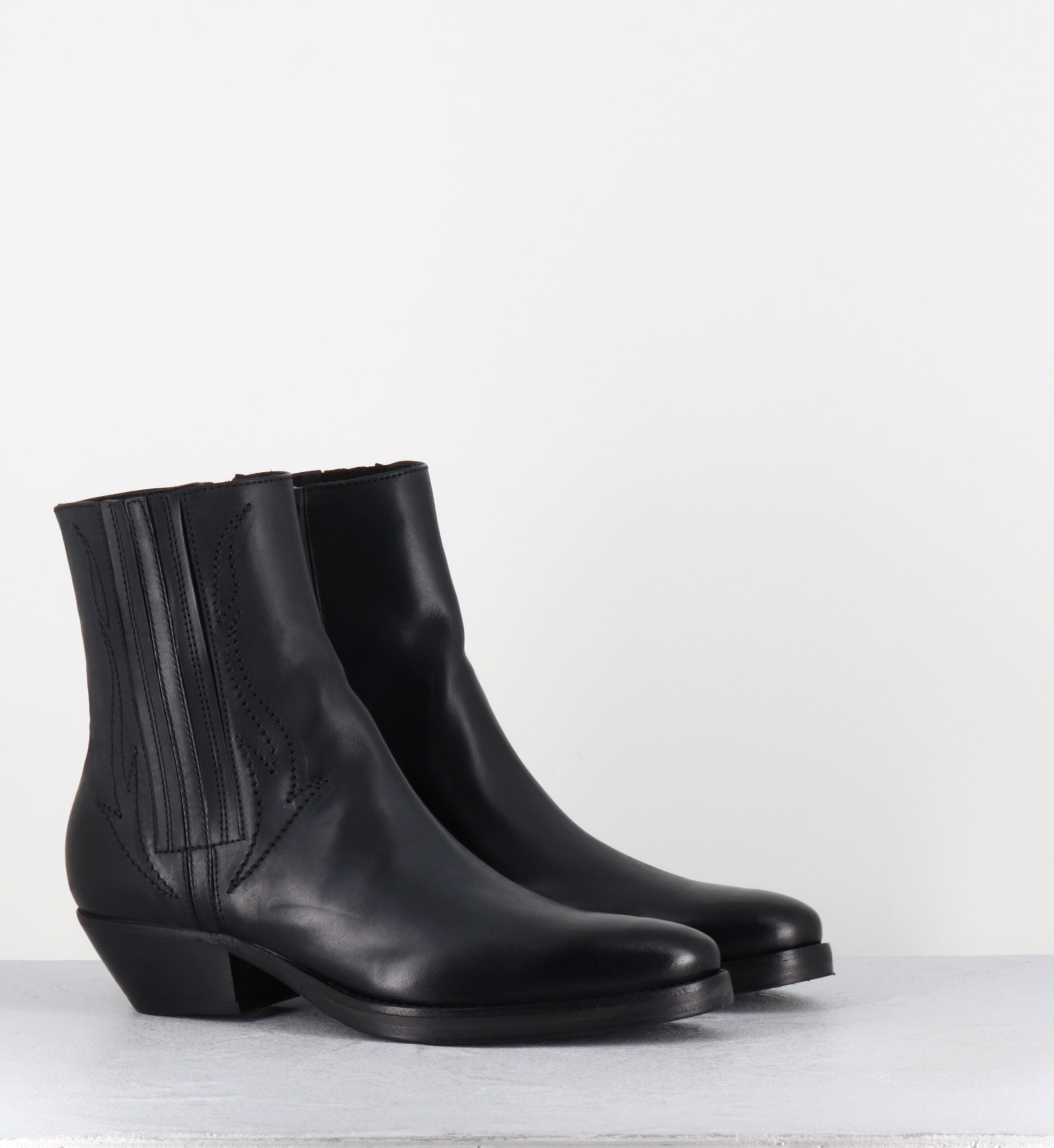 KARINA 95006 SRTIKE BLACK