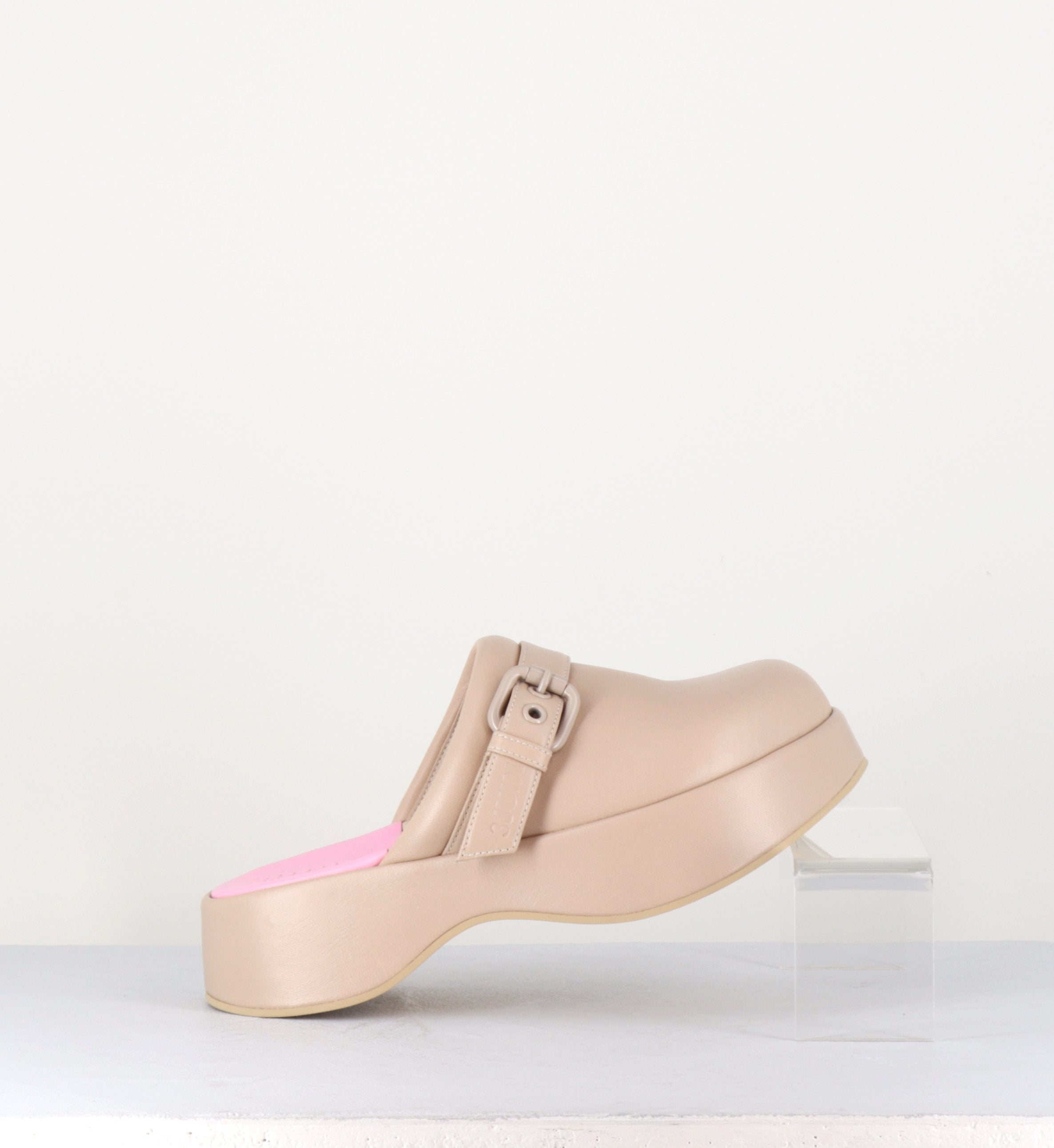 Sabot en cuir beige - LIPARI CHAT SAHARA