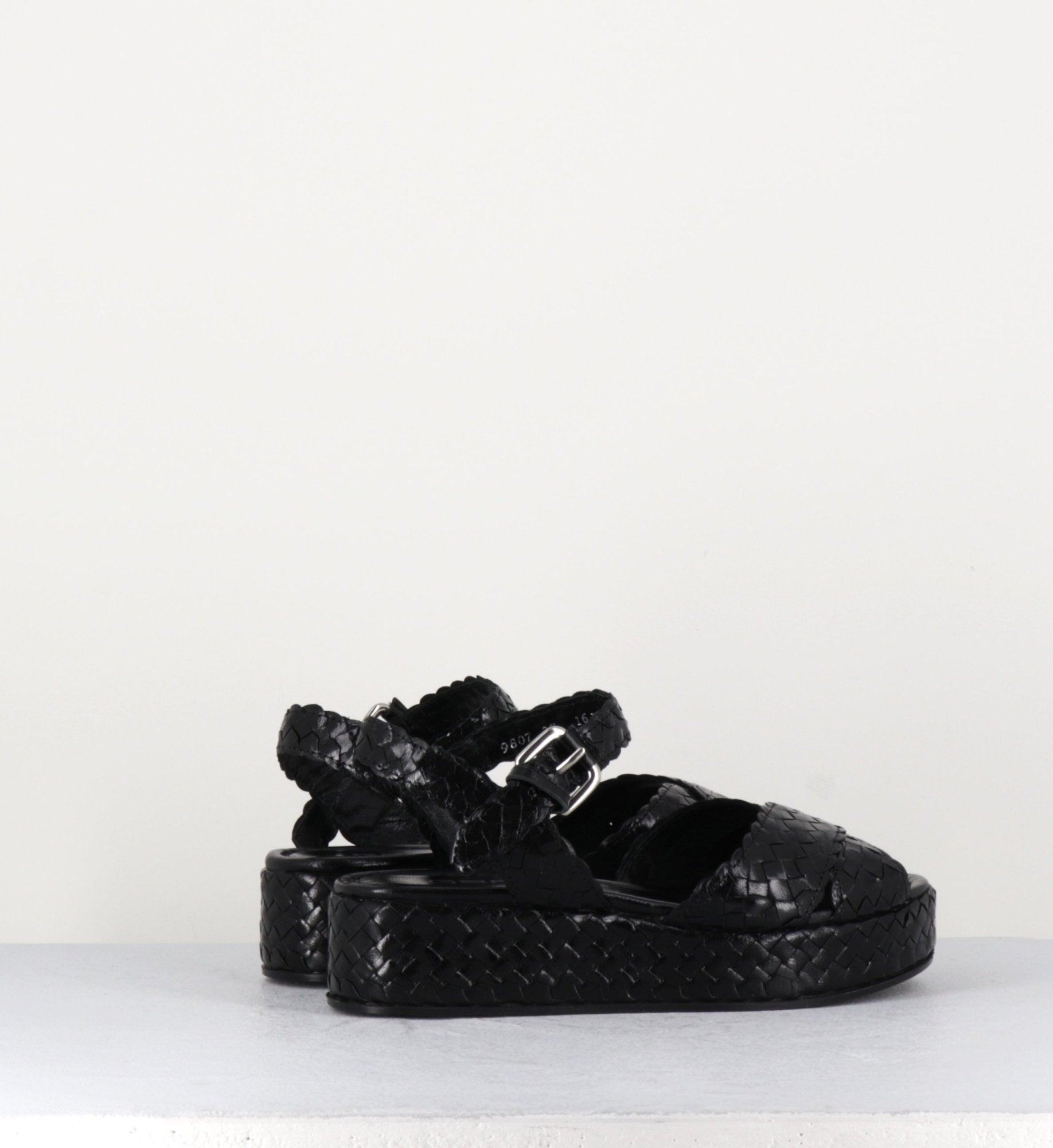 VERO25 NEGRO TRENZADO